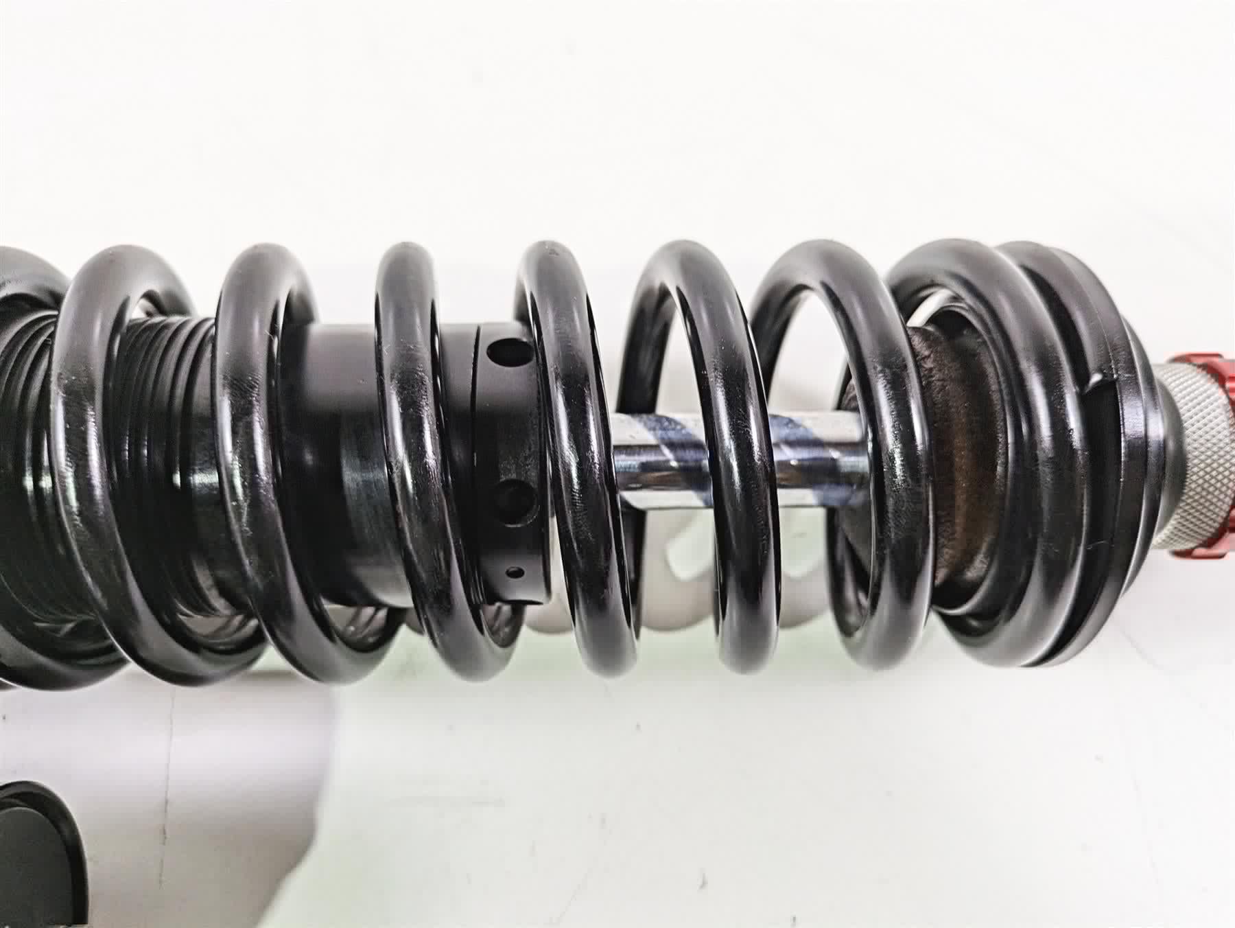 2010 Harley VRSCF Muscle Rod Penske Racing 8760 Series Rear Shock 14" 8760-J08 {{ shop.shopifyCountryName }} - Mototech271