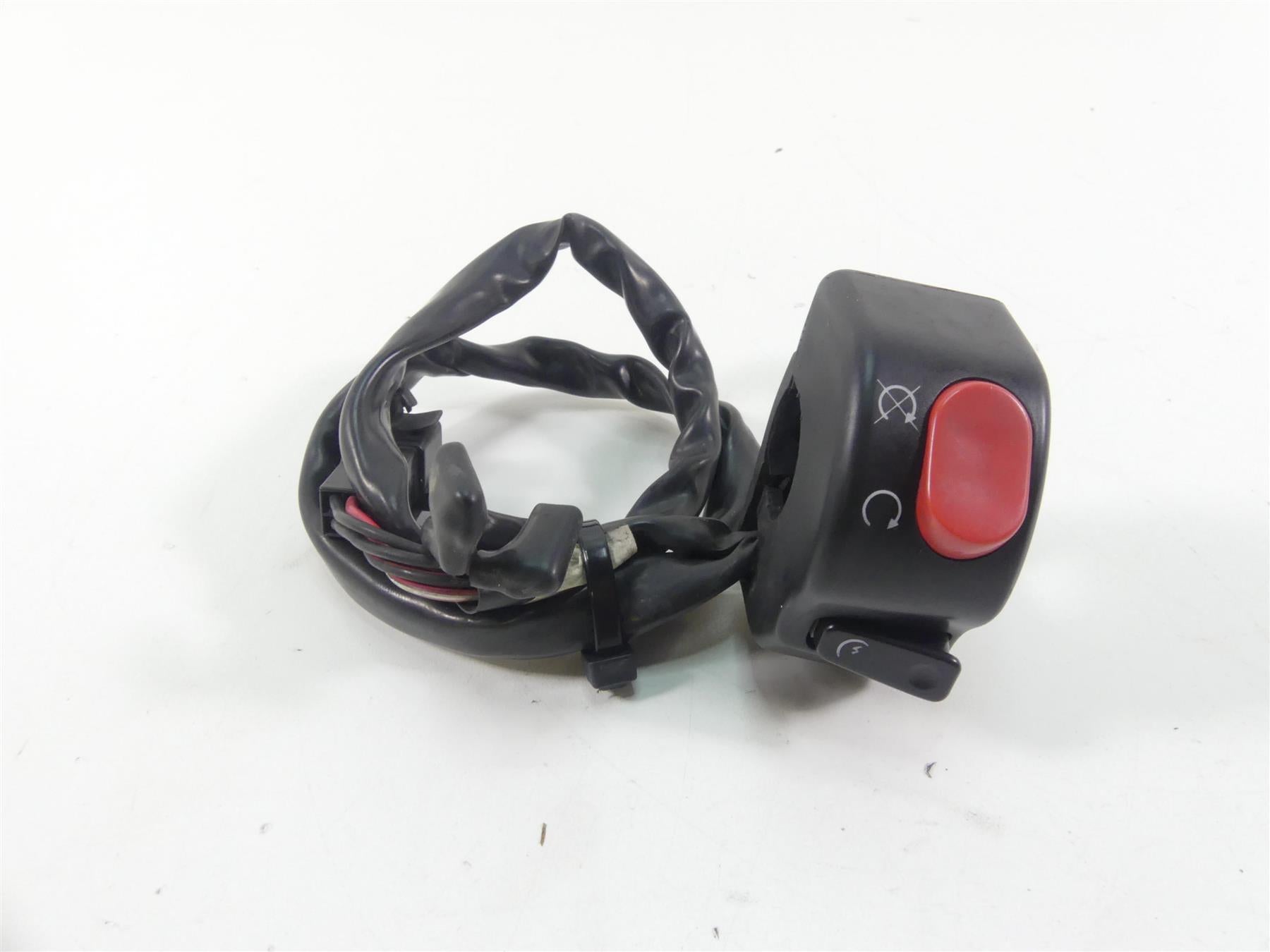 2006 Triumph Daytona 675 Right Hand Start Kill Control Switch T2049237 {{ shop.shopifyCountryName }} - Mototech271