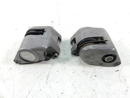 1979 Harley Sportster XLS1000 Roadster Front Brake Caliper Set 44121-77 44195-77 {{ shop.shopifyCountryName }} - Mototech271