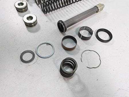 2019 Harley Touring FLHX Street Glide Front Fork Internals Spring Set 45500339 {{ shop.shopifyCountryName }} - Mototech271