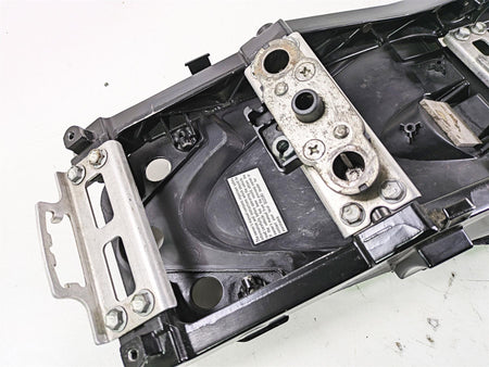 2016 Suzuki GSXR1000 Straight Subframe Inner Fender Set 41211-47H00 41221-47H00 {{ shop.shopifyCountryName }} - Mototech271