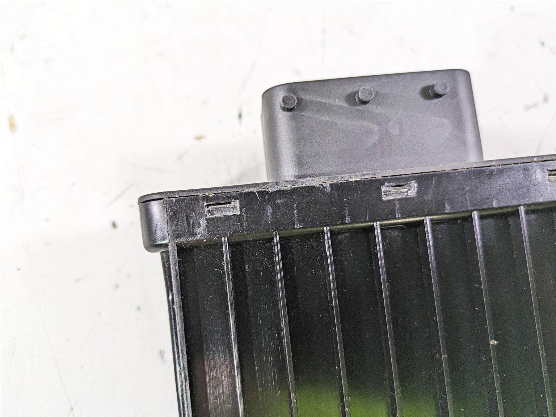 2014 BMW R1200 RT RTW K52 Basic Control Module 61358548752 {{ shop.shopifyCountryName }} - Mototech271