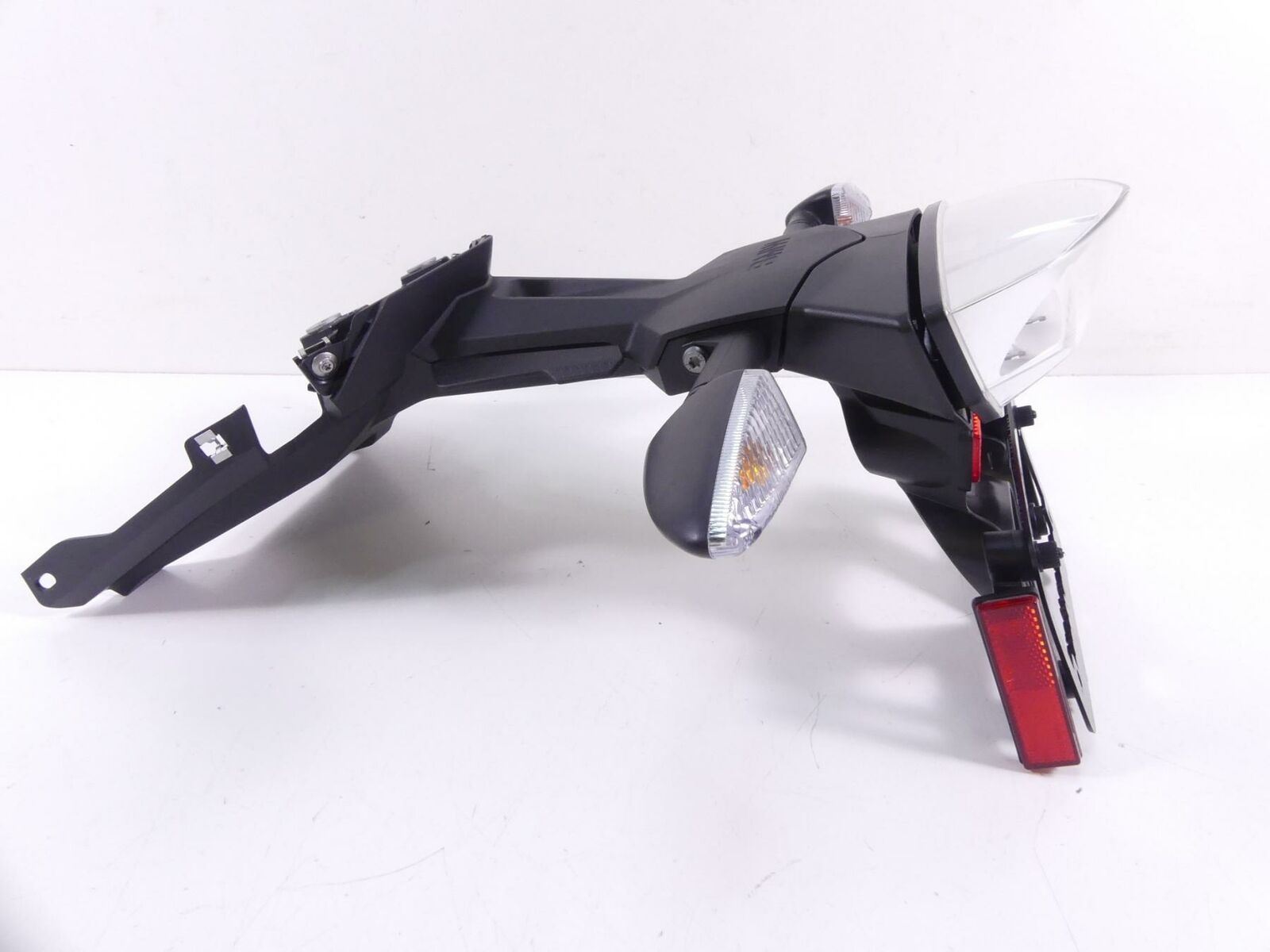 2020 BMW F900 R F900R K83 Plate Holder Taillight Rear Blinker Set 46628396361 {{ shop.shopifyCountryName }} - Mototech271
