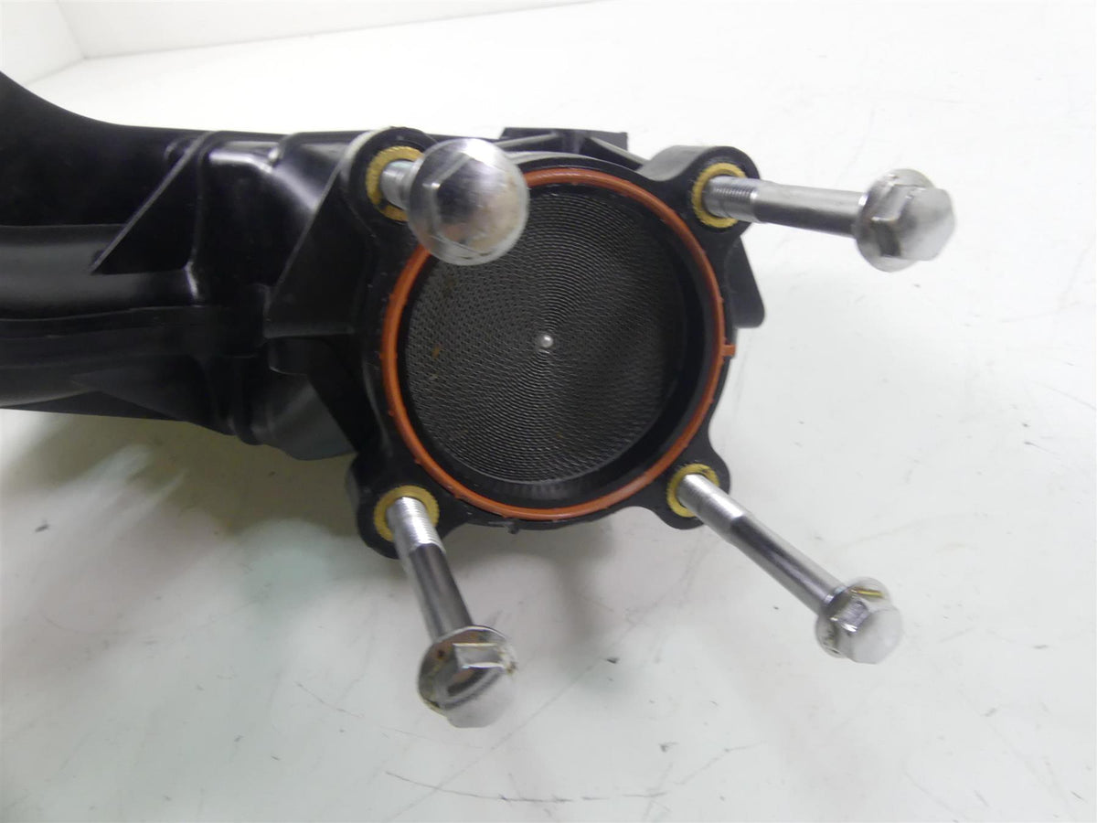 2017 Yamaha Waverunner VX 1050 CS Intake Manifold & Injectors 6EY-13641-00-00 {{ shop.shopifyCountryName }} - Mototech271