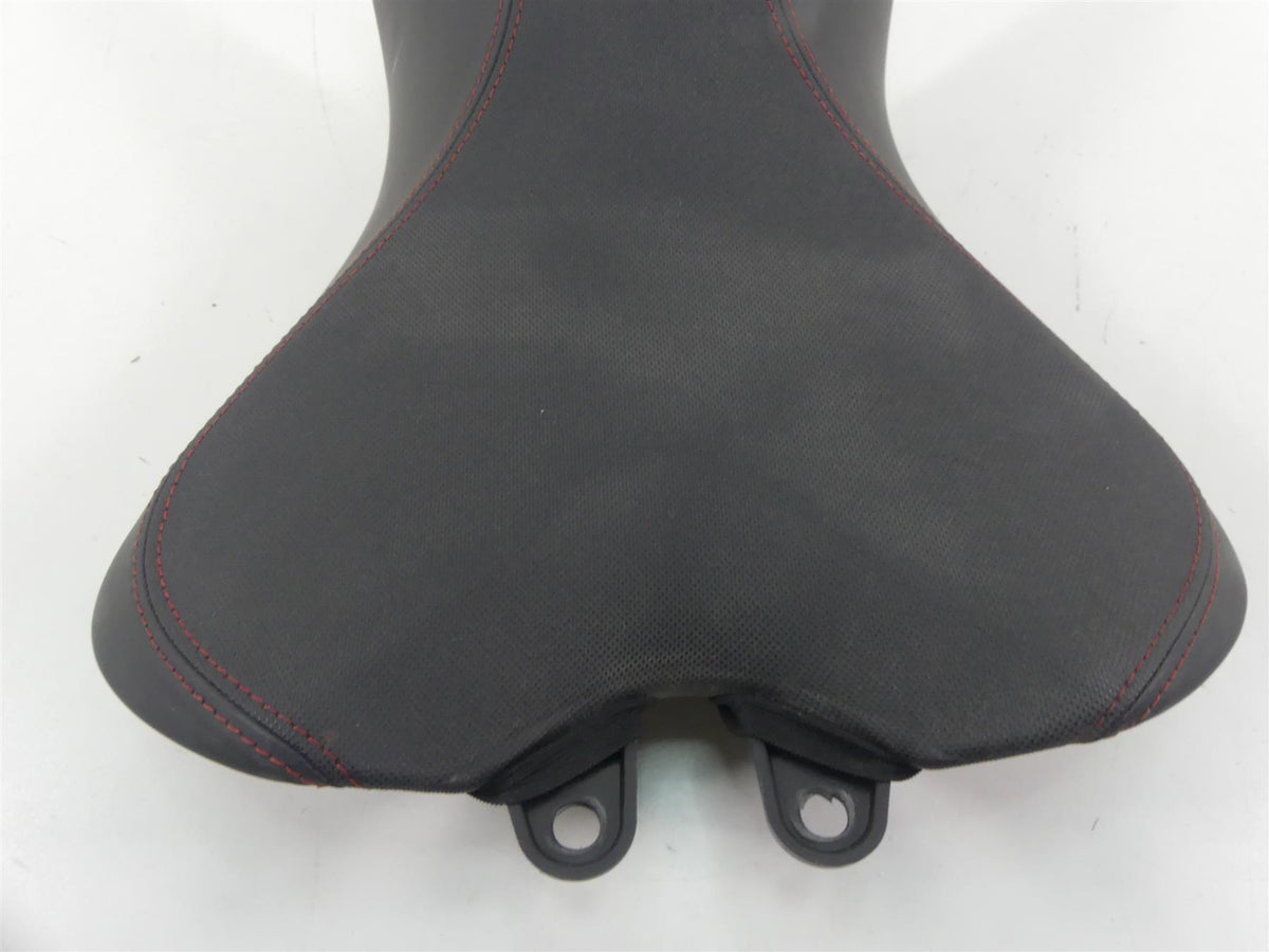 2020 Triumph Speed Triple RS 1050 Front Rider Comfort Seat Saddle -Read T2307334 {{ shop.shopifyCountryName }} - Mototech271