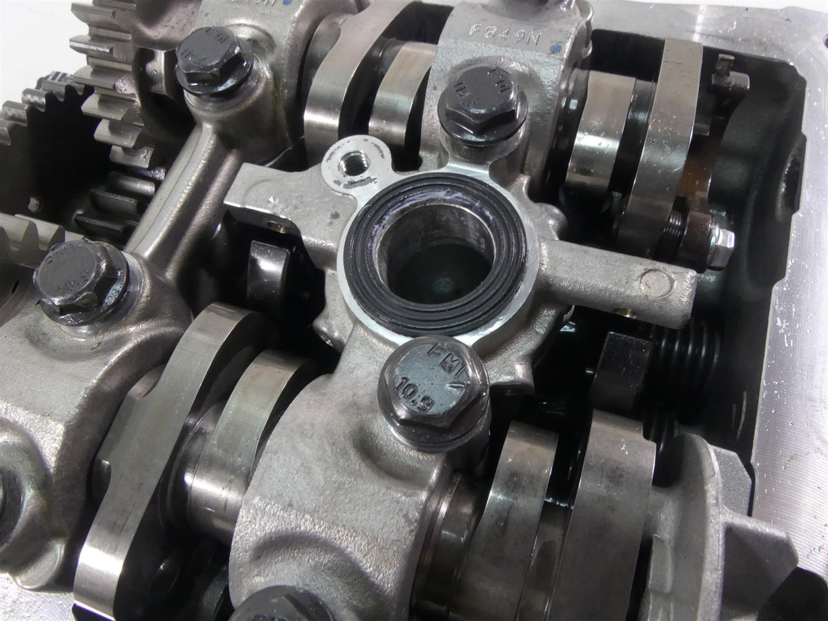 2020 Ducati Panigale V2 Rear Vertical Cylinder Head Cylinderhead 576mi 30123272F {{ shop.shopifyCountryName }} - Mototech271
