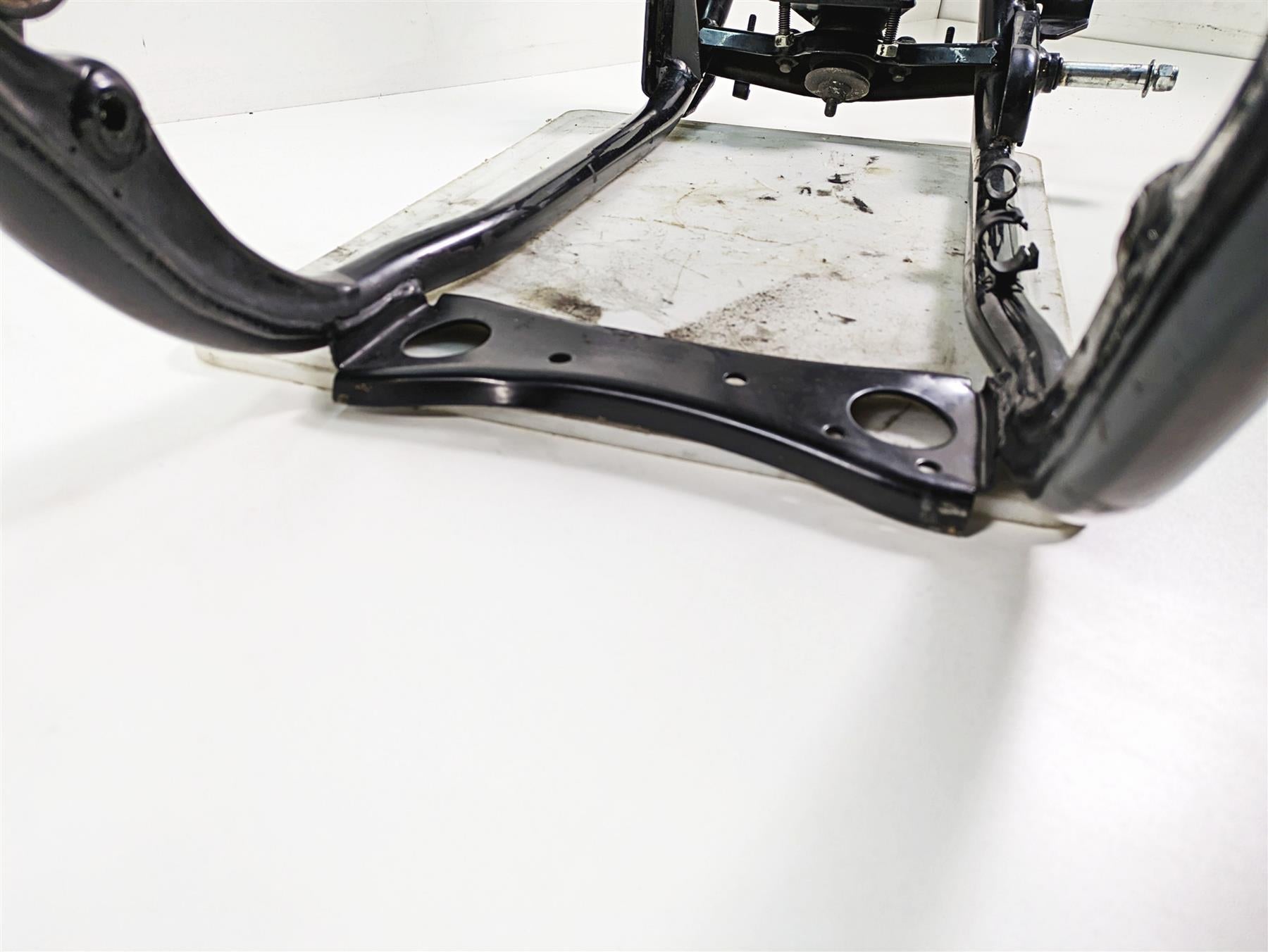 2006 Harley Touring FLHXI Street Glide Straight Main Frame Chassis With Salvage Texas Title 47900-02A {{ shop.shopifyCountryName }} - Mototech271