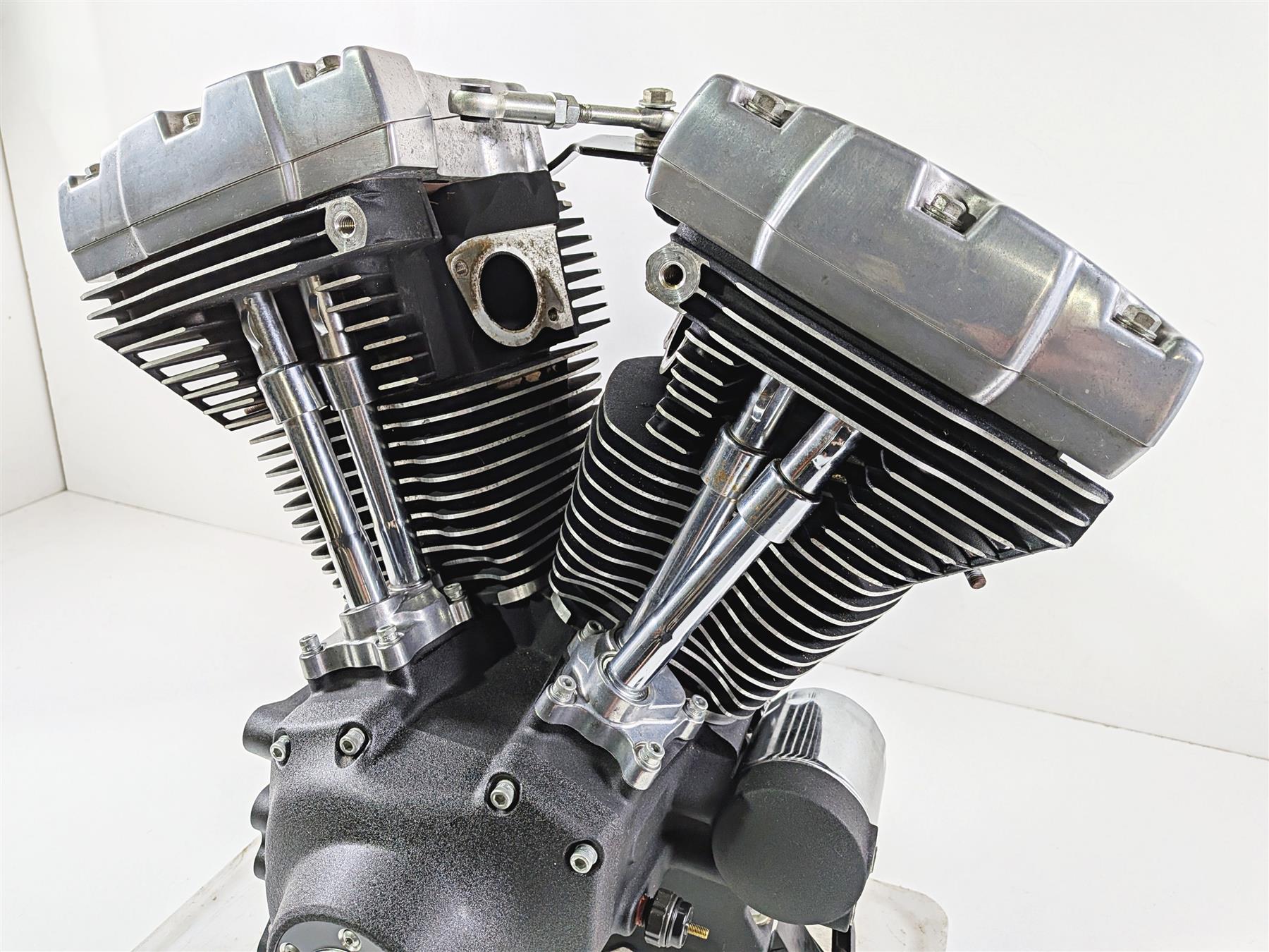 2011 Harley FXDF Dyna Fat Bob Running 96 Engine Motor 2K Only - Video 19587-13C {{ shop.shopifyCountryName }} - Mototech271