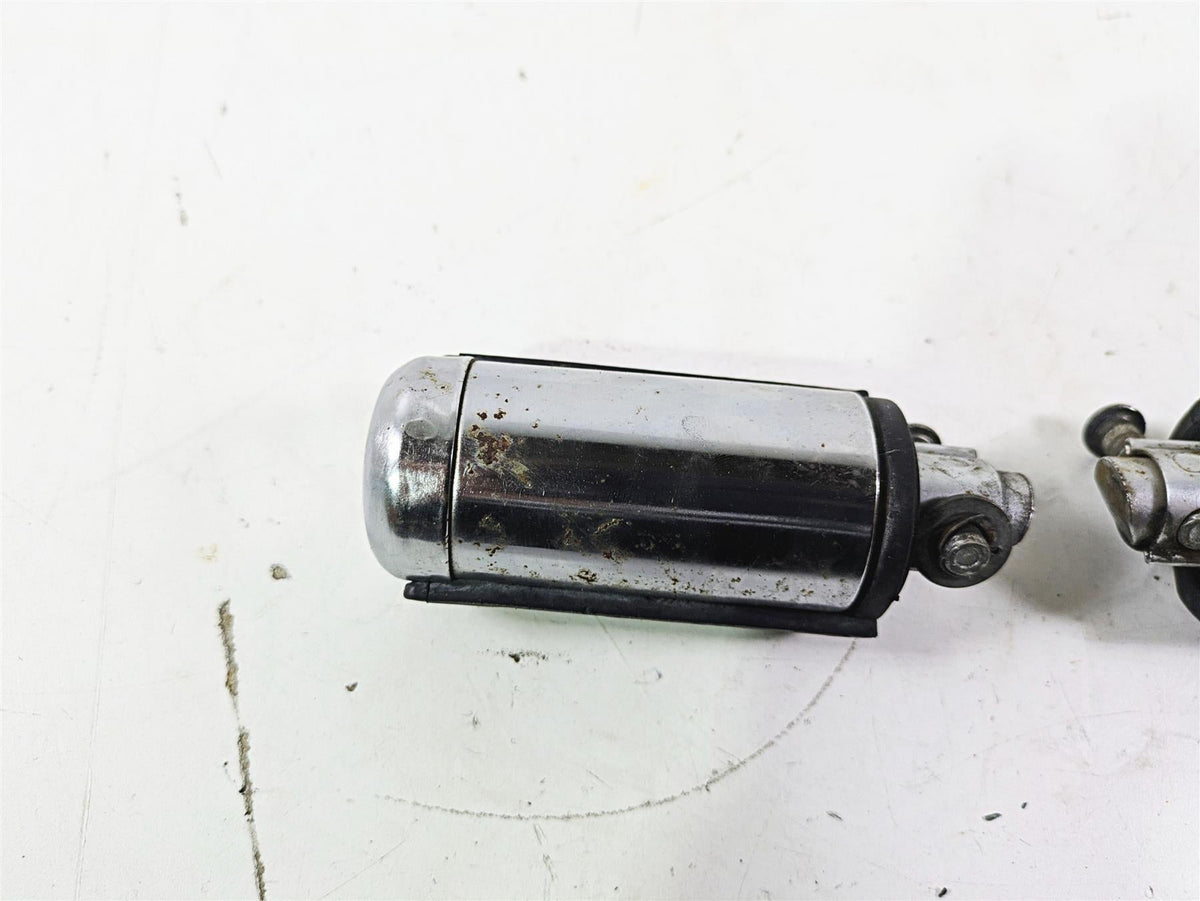 2002 Honda V-Twin VTX1800 C Rear Passenger Footpeg Set 50680-MCH-000 {{ shop.shopifyCountryName }} - Mototech271