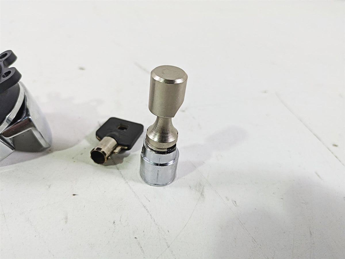 2008 Harley FLSTC 105TH Softail Heritage Ignition Switch Key Lock Set 71450-04 {{ shop.shopifyCountryName }} - Mototech271