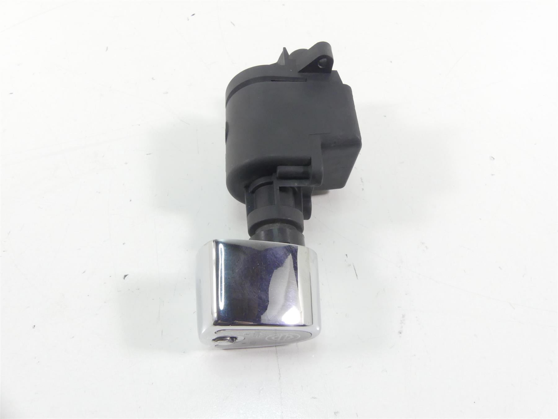 2009 Harley FLHTCU SE4 CVO E-Glide Ignition Switch - No Key - VIN 71572-06 | Mototech271