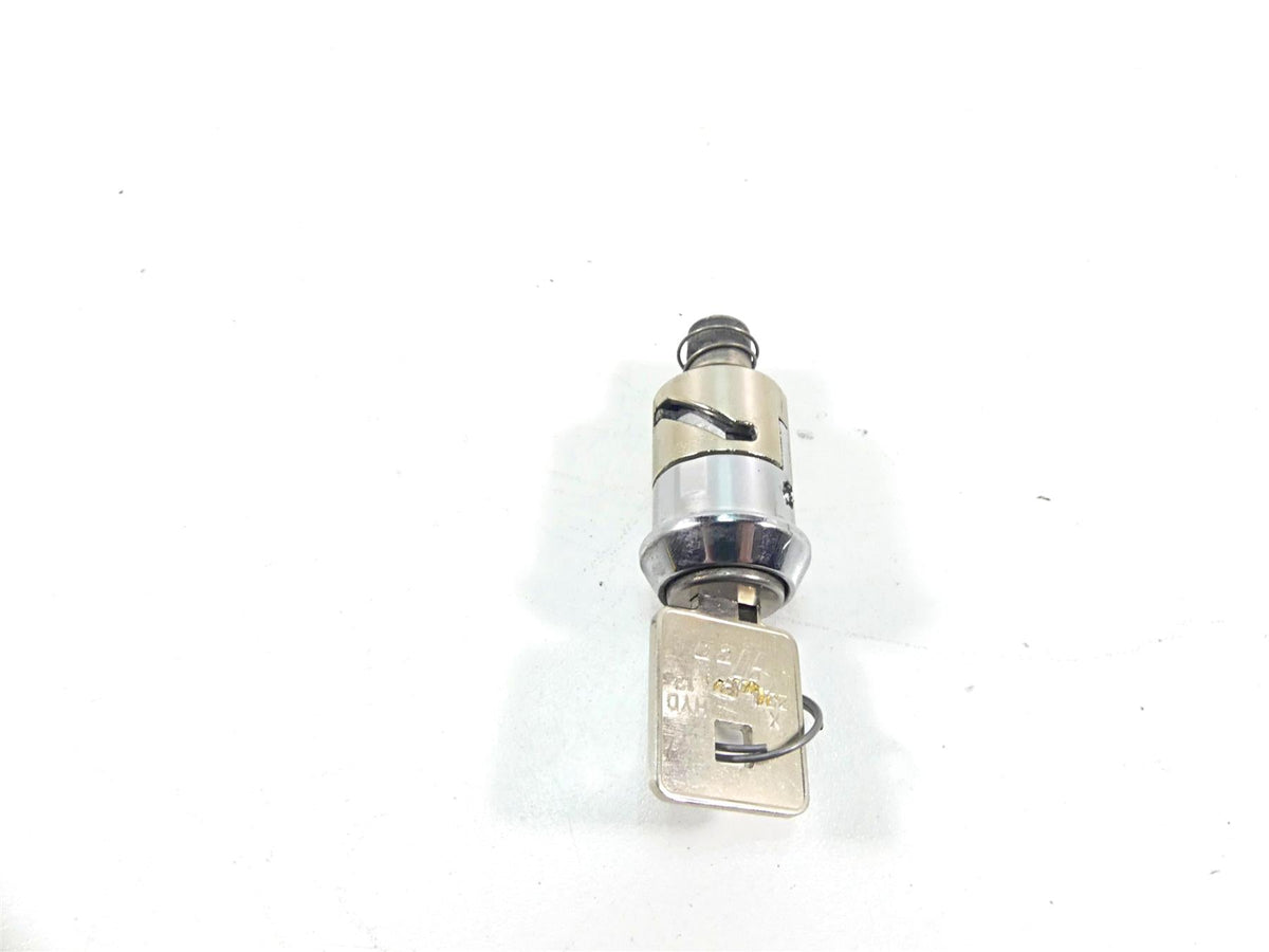 2017 Harley XL1200 CX Sportster Roadster Steering Lock Key Set 45600014 {{ shop.shopifyCountryName }} - Mototech271