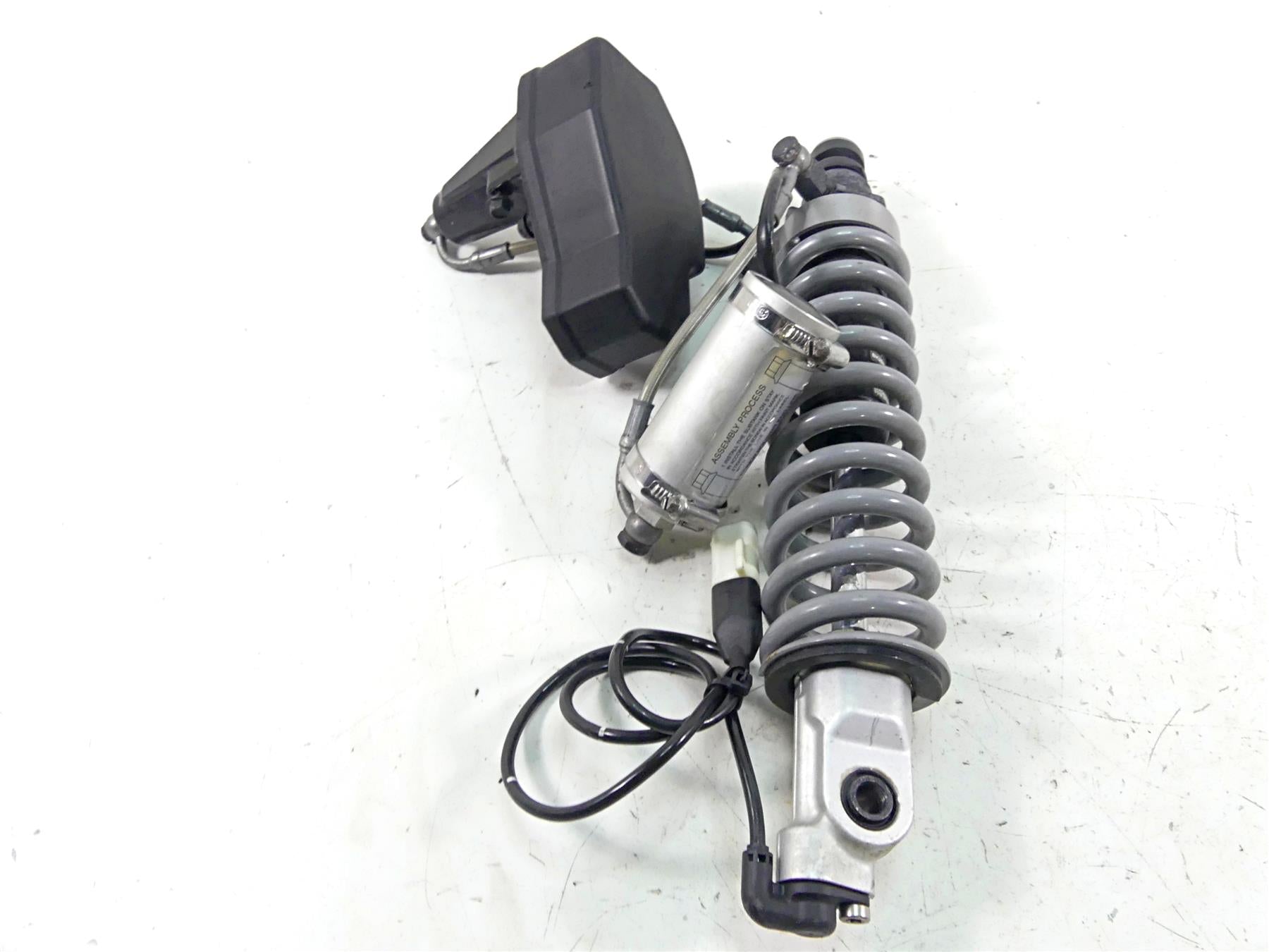 2009 BMW R1200 GS K25 Straight Front Esa Suspension Shock -For Parts 31427728208 {{ shop.shopifyCountryName }} - Mototech271