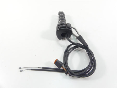 2006 Harley VRSCD Night Rod Right Hand Control Switch + Throttle Grips 71684-06A {{ shop.shopifyCountryName }} - Mototech271