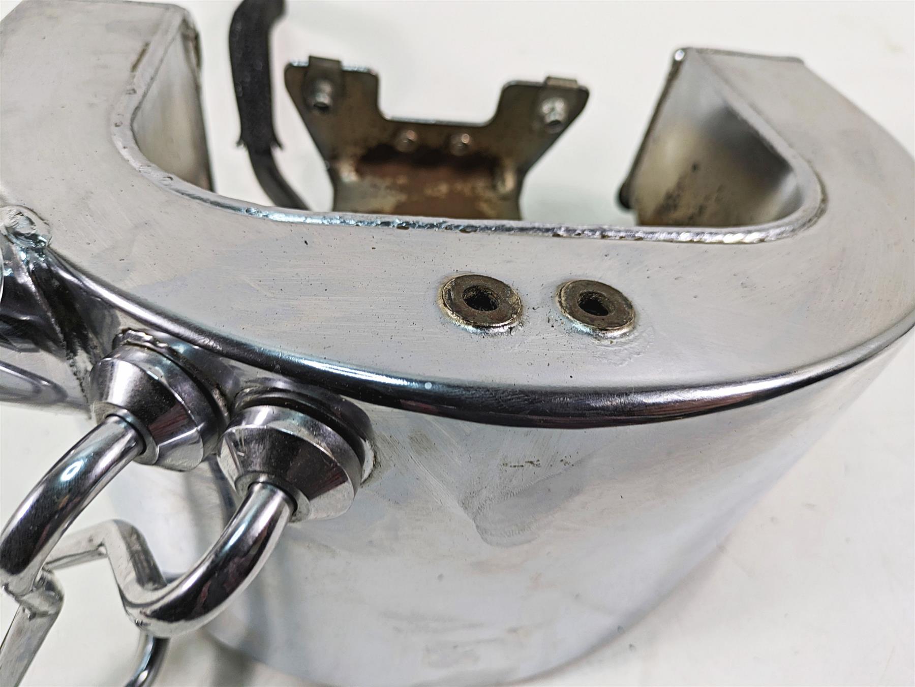2013 Harley Softail FLSTC Heritage Classic Oil Tank Reservoir & Lines 62498-01A {{ shop.shopifyCountryName }} - Mototech271