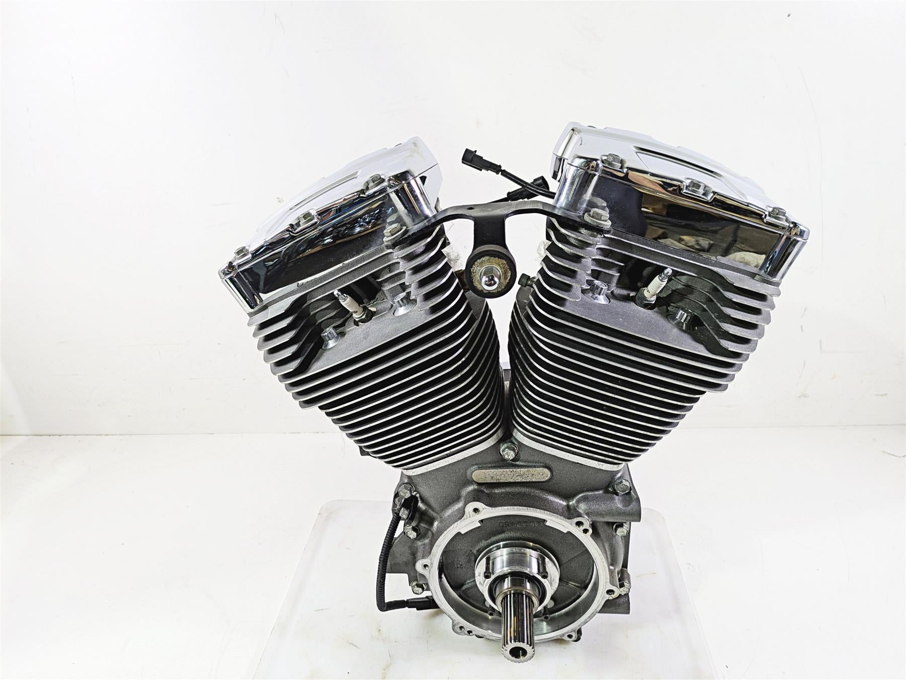 2011 Harley Touring FLHTCUSE CVO E-Glide Running 110 Engine Motor - Vid 16200106