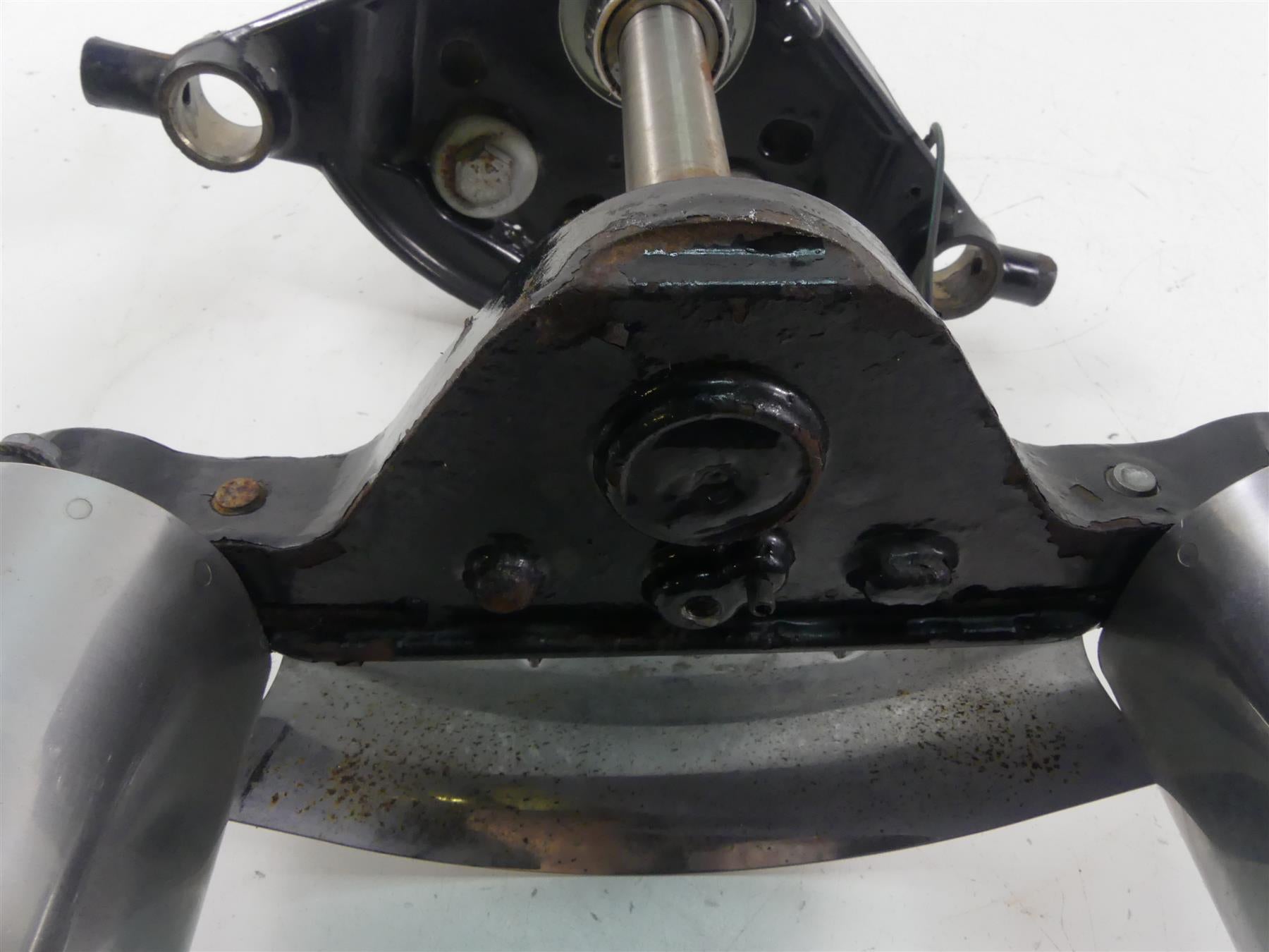 2011 Harley Touring FLTRX Road Glide Upper Lower Triple Tree Riser Set 45446-09 {{ shop.shopifyCountryName }} - Mototech271