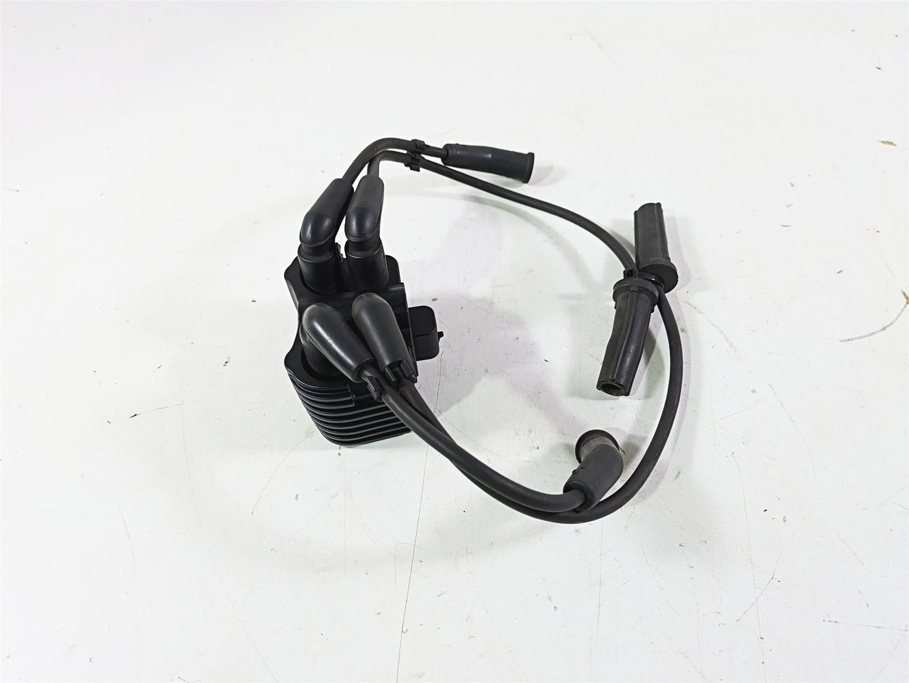 2018 Harley Softail FXFBS Fat Bob Ignition Coil Wires Plugs Set 31600067 {{ shop.shopifyCountryName }} - Mototech271