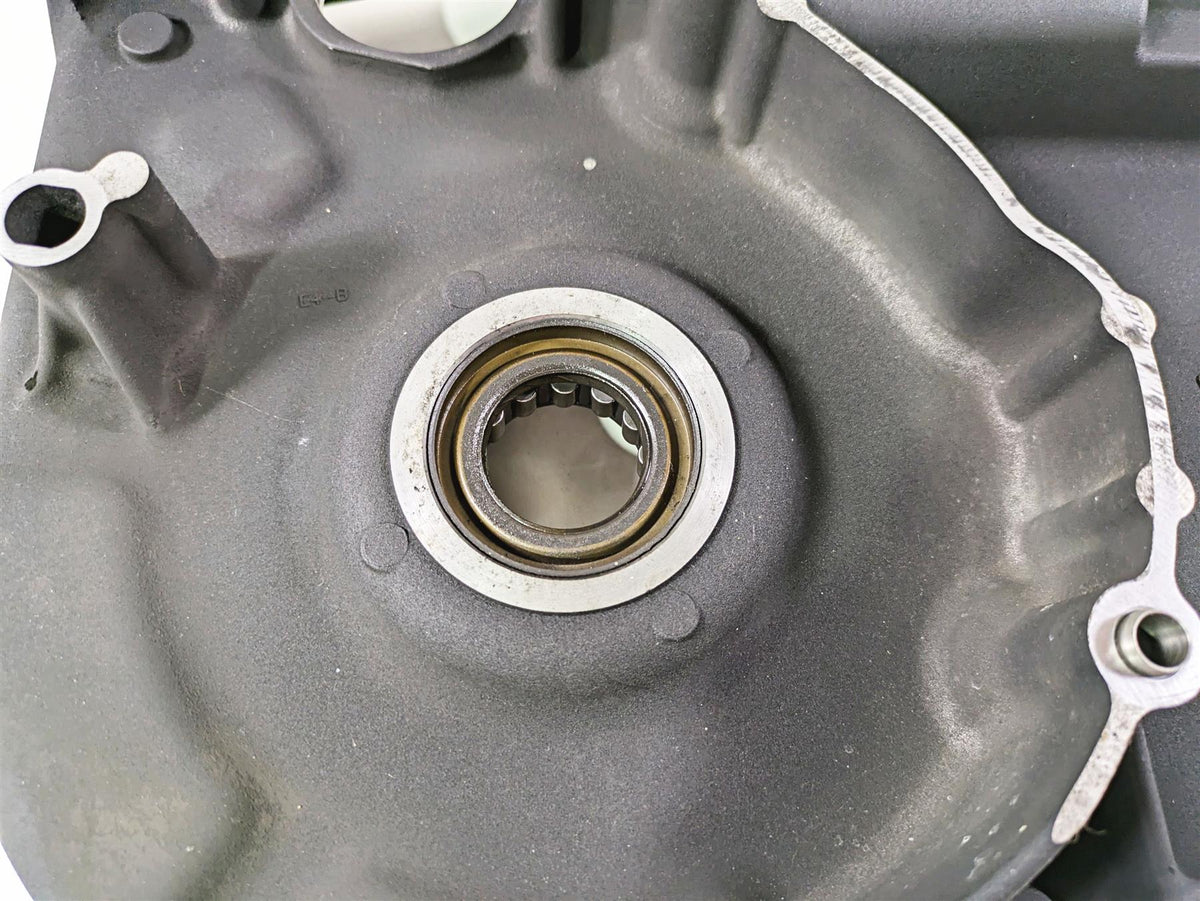 2009 Harley FLSTSB Cross Bones Inner Primary Clutch Cover 60681-06B {{ shop.shopifyCountryName }} - Mototech271