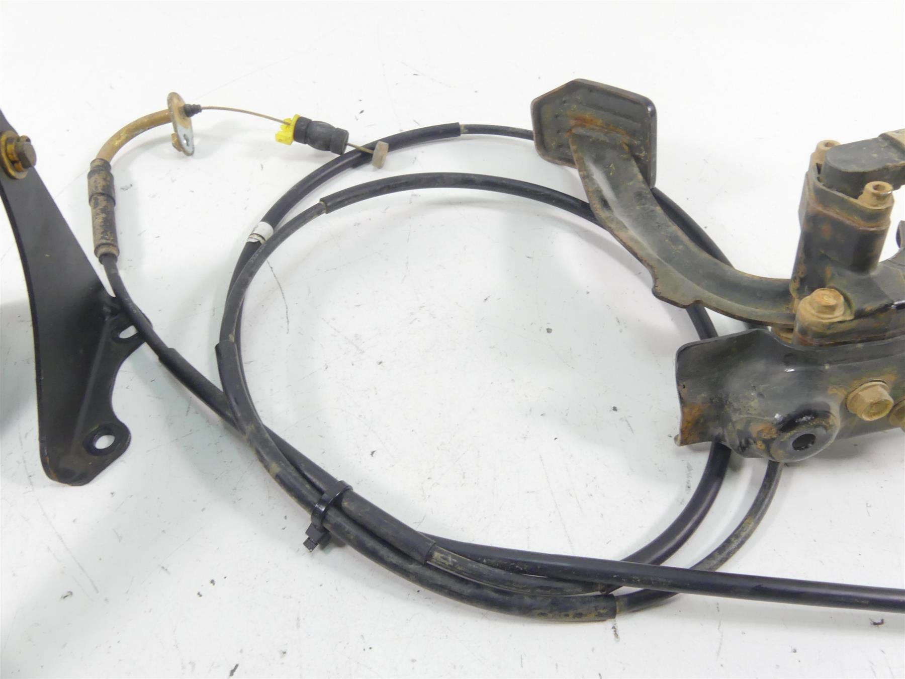 2020 Honda Talon S2X 1000X Foot Brake Accelerate Pedal Set 46560-HL6-A00 {{ shop.shopifyCountryName }} - Mototech271