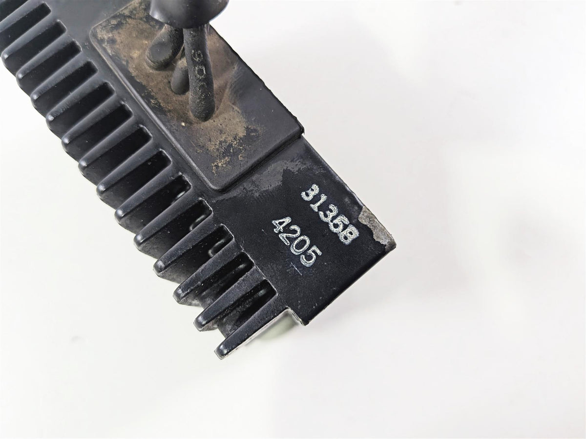 2006 Harley Sportster XL1200 C Rectifier Voltage Regulator 74523-04 {{ shop.shopifyCountryName }} - Mototech271