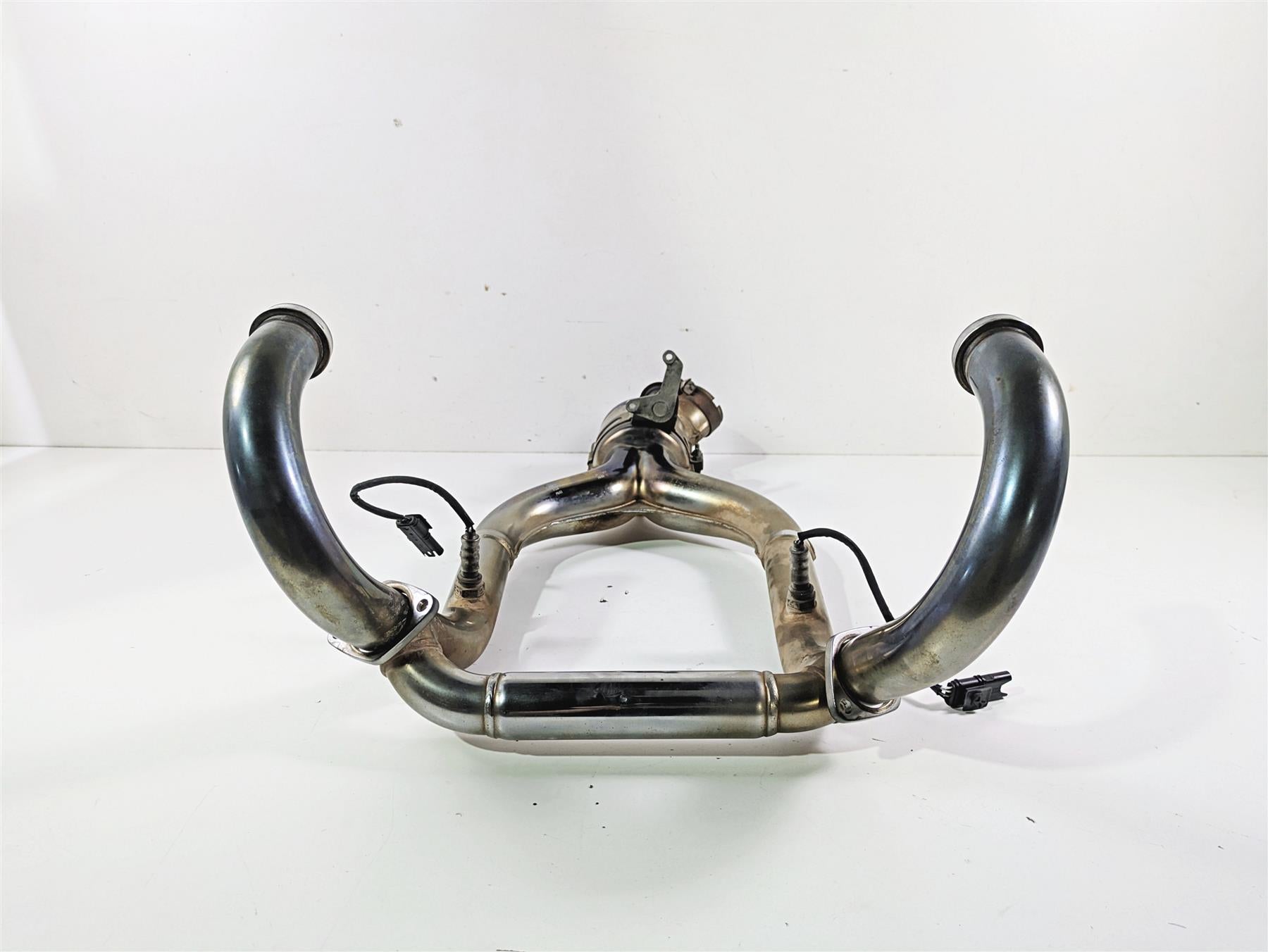 2018 BMW R nineT Urban GS K33 Chrome Exhaust Header Pipe Manifold 18518561883 {{ shop.shopifyCountryName }} - Mototech271