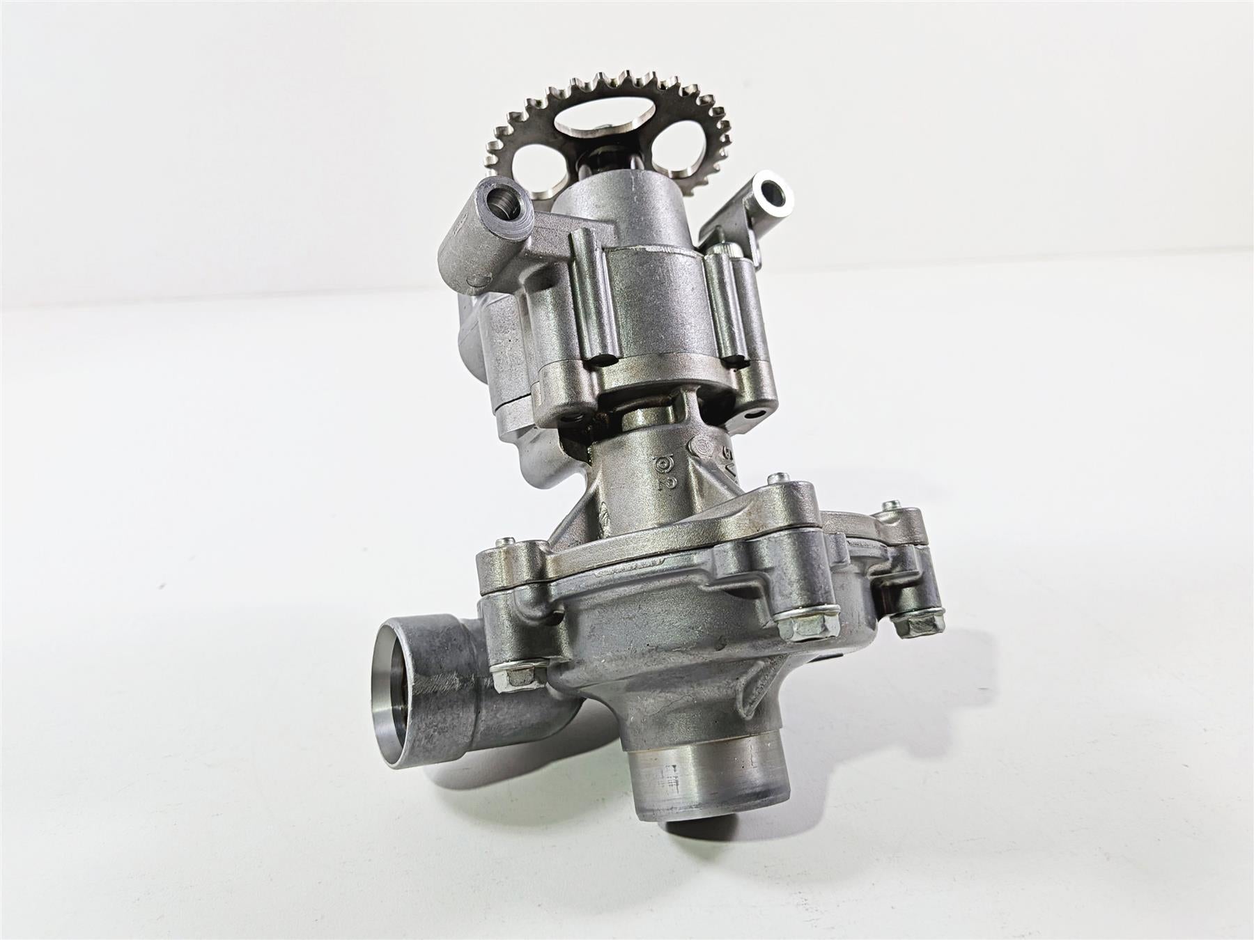 2008 Yamaha YZF R1 RN19 Oil Pump & Housing Set 4C8-12420-21-00 {{ shop.shopifyCountryName }} - Mototech271