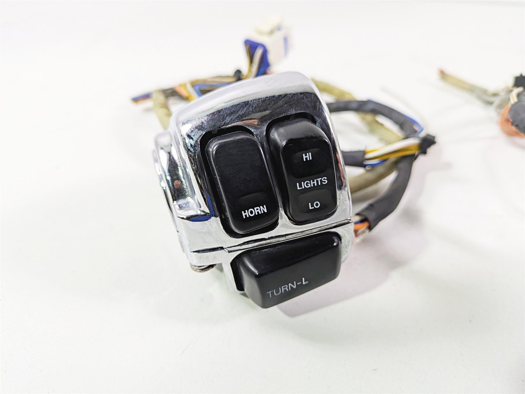 2002 Big Dog Pitbull Left Right Hand Chrome Control Switch Set Harley Style {{ shop.shopifyCountryName }} - Mototech271