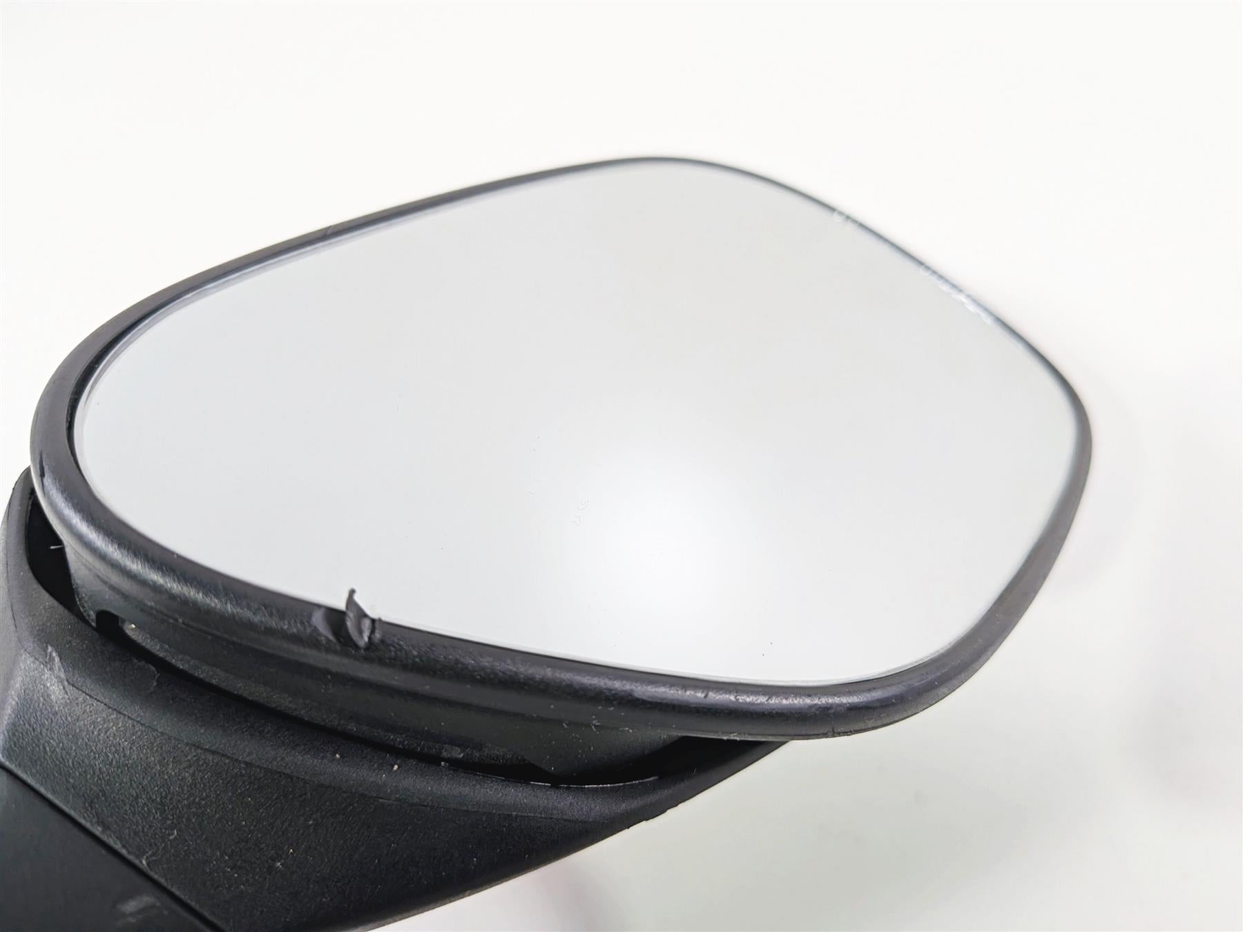 2024 Suzuki GSXR600 Right Rear View Mirror Blinker 56500-47H01 {{ shop.shopifyCountryName }} - Mototech271