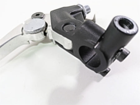 2024 Triumph Tiger 900 GT Clutch Perch & Lever T2043679 {{ shop.shopifyCountryName }} - Mototech271