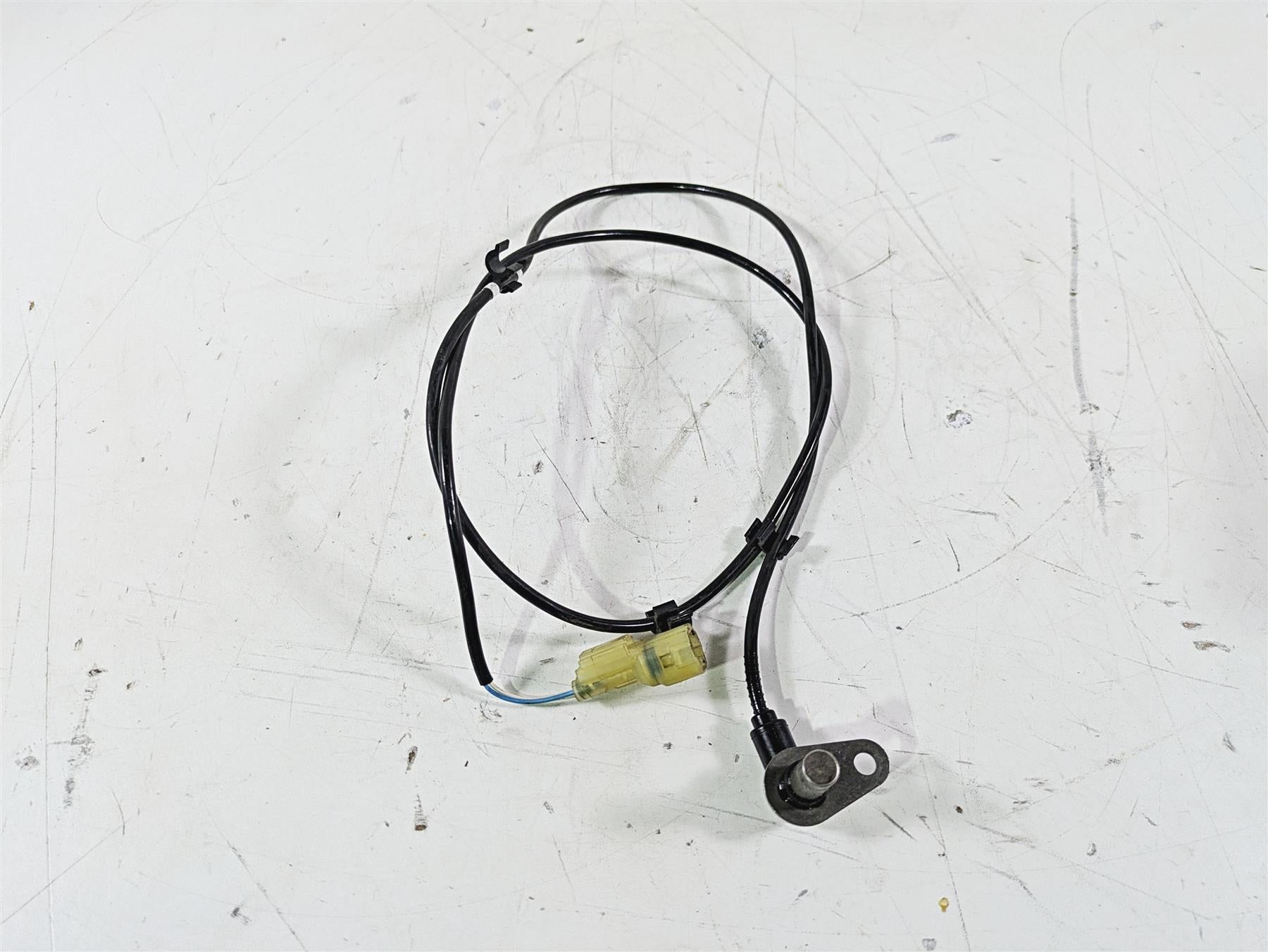 2020 Triumph Daytona 765 Moto2 Front Abs Brake Wheel Speed Sensor T2024445 {{ shop.shopifyCountryName }} - Mototech271