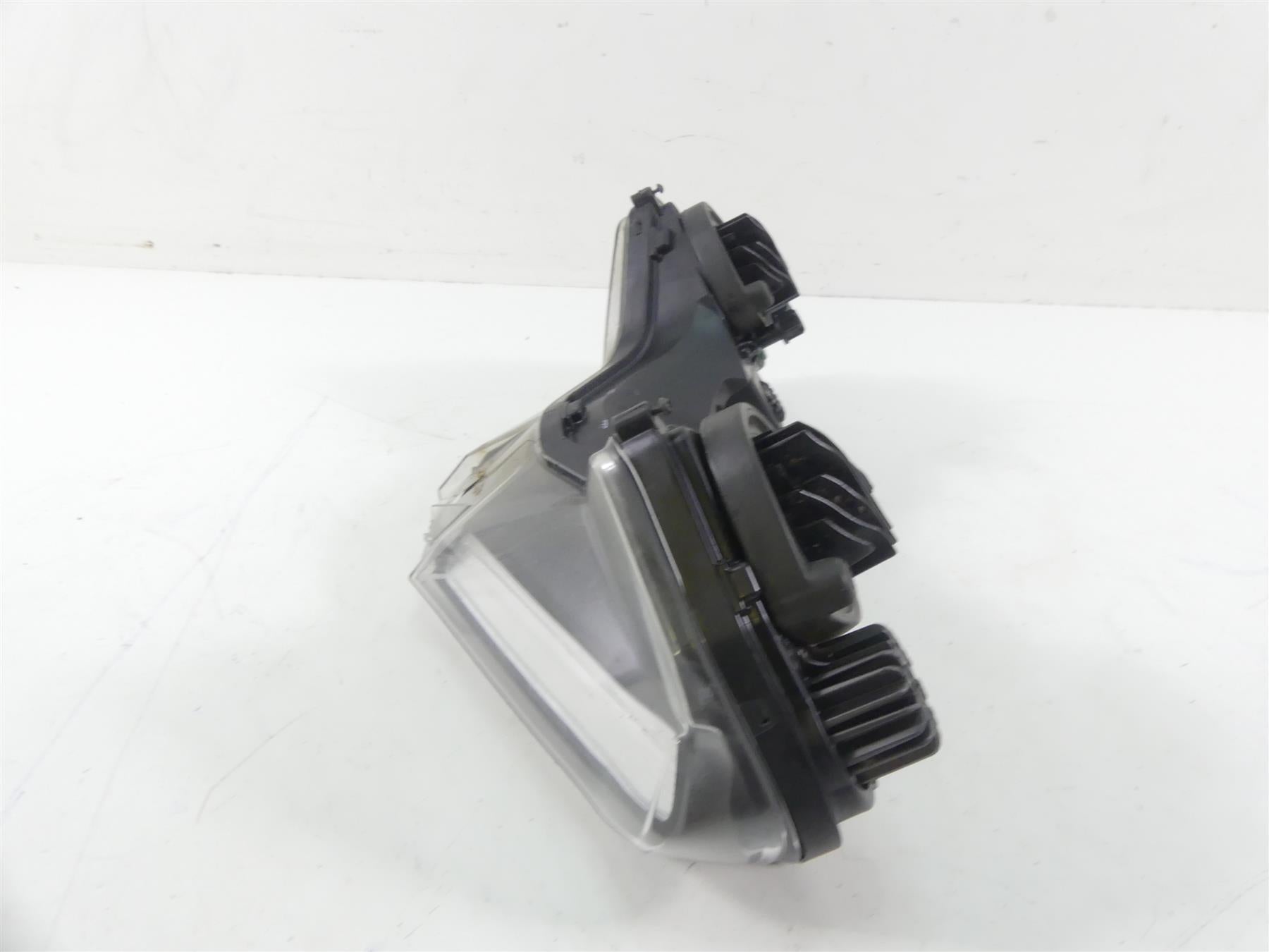 2020 Ducati Panigale V2 Headlight Head Light Lamp Lens -Read 52010421E {{ shop.shopifyCountryName }} - Mototech271