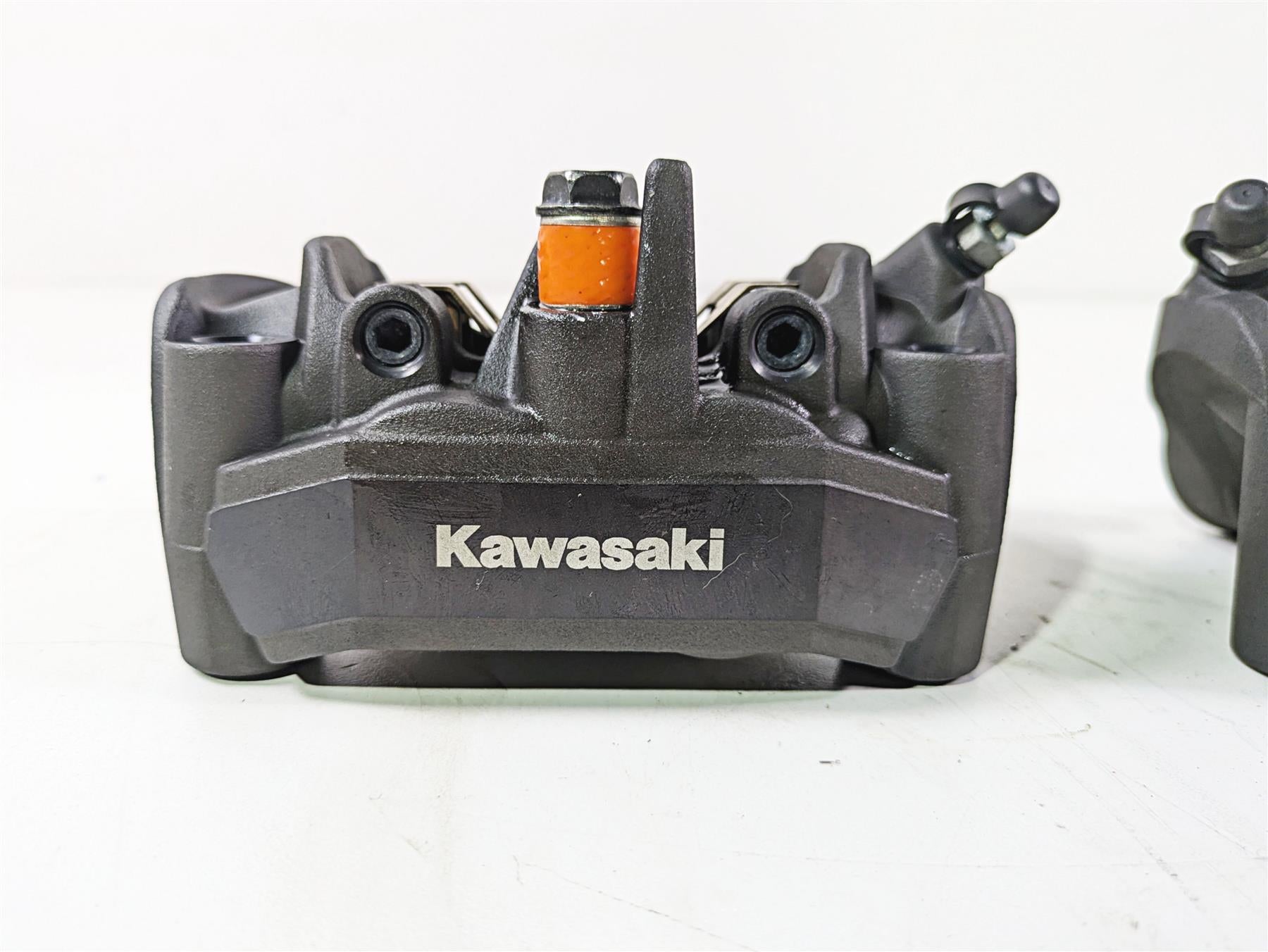 2022 Kawasaki ZR900RS Cafe Tokico Front Brake Caliper Set 108mm 3k 43080-0143-DJ {{ shop.shopifyCountryName }} - Mototech271