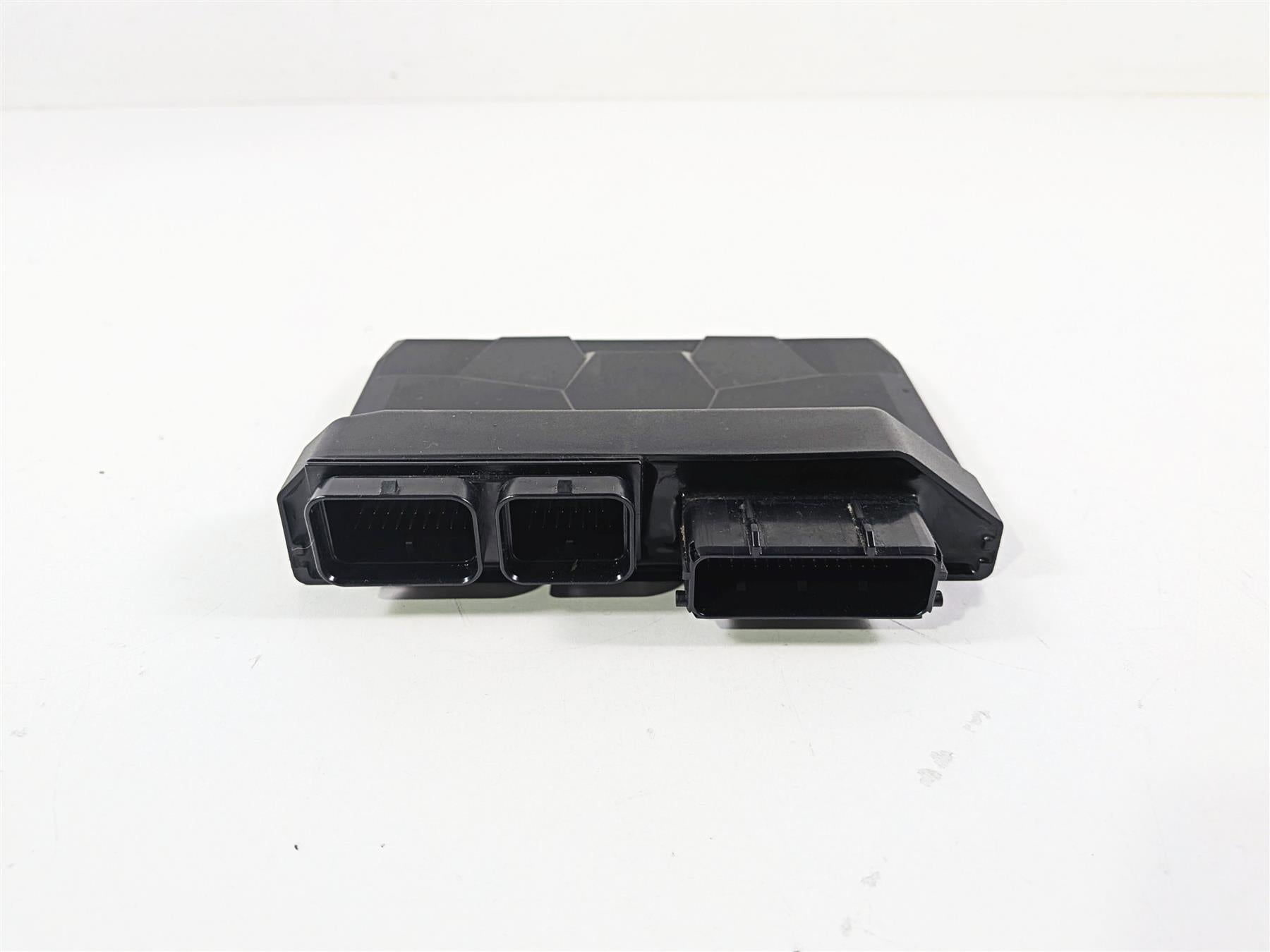 2023 Yamaha MT10 MTN1000 Cdi Ecu Ecm Engine Control Module B5Y-8591A-10-00 {{ shop.shopifyCountryName }} - Mototech271