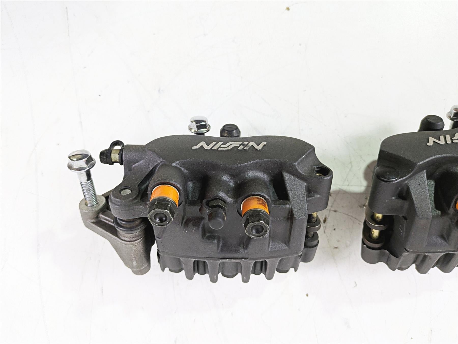 2002 Honda V-Twin VTX1800 C Front Brake Calipers Nissin 6 Piston 45150-MCH-006 {{ shop.shopifyCountryName }} - Mototech271