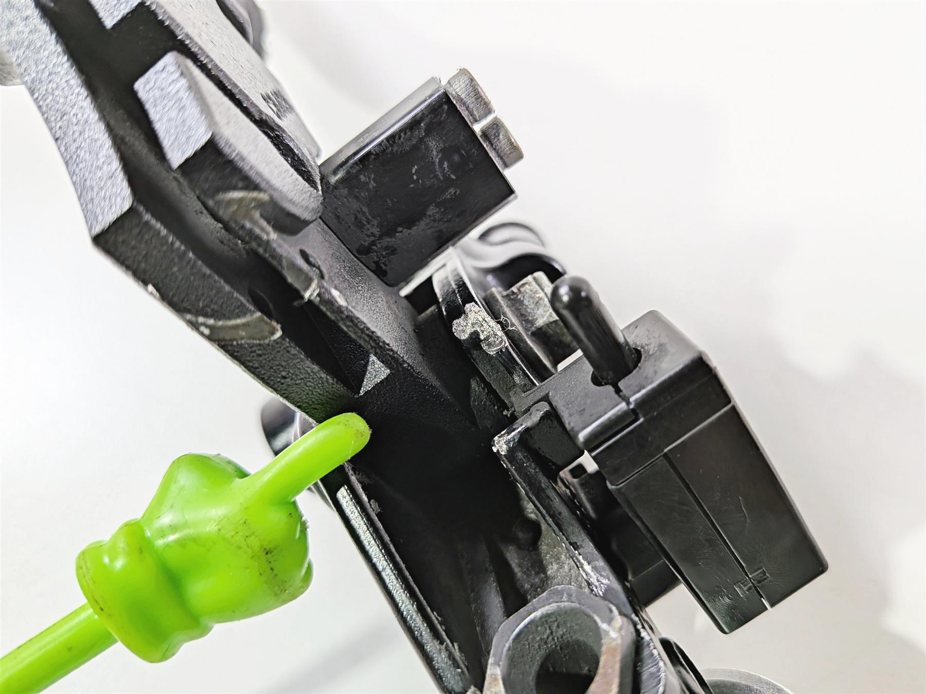 2016 Aprilia RSV 1100 Tuono V4 Factory Clutch Perch Lever & Adjustable ASF Lever 8909245 {{ shop.shopifyCountryName }} - Mototech271