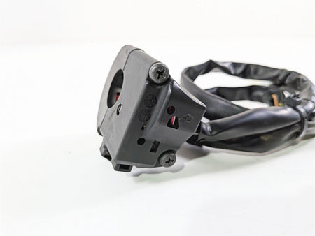 2012 Yamaha XT1200 Super Tenere Clean Right Hand Control Switch 23P-83963-00-00 {{ shop.shopifyCountryName }} - Mototech271
