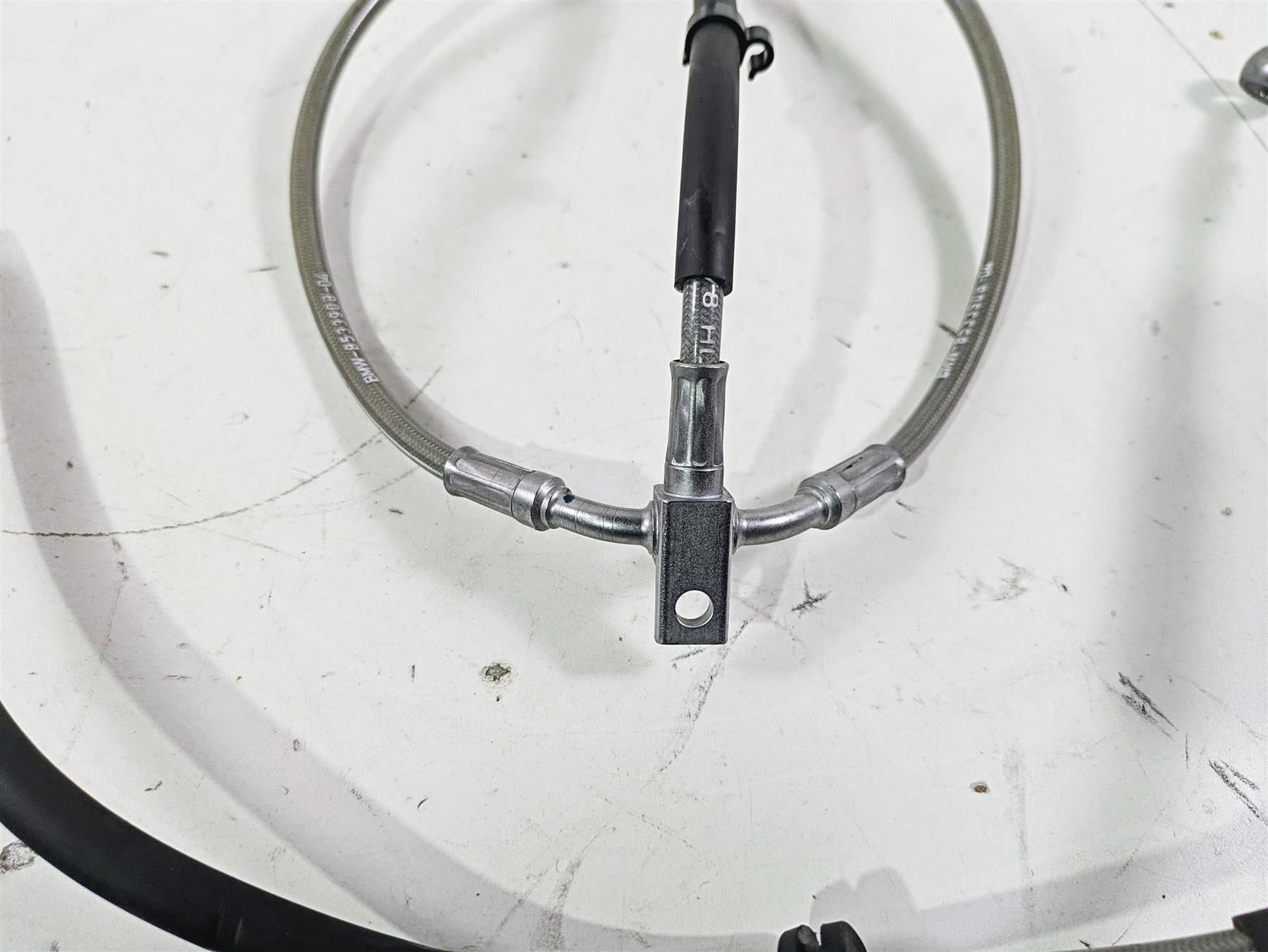 2015 BMW R nineT K21 Front Abs Brake Line Hose Set 34328533934 34328533908 {{ shop.shopifyCountryName }} - Mototech271