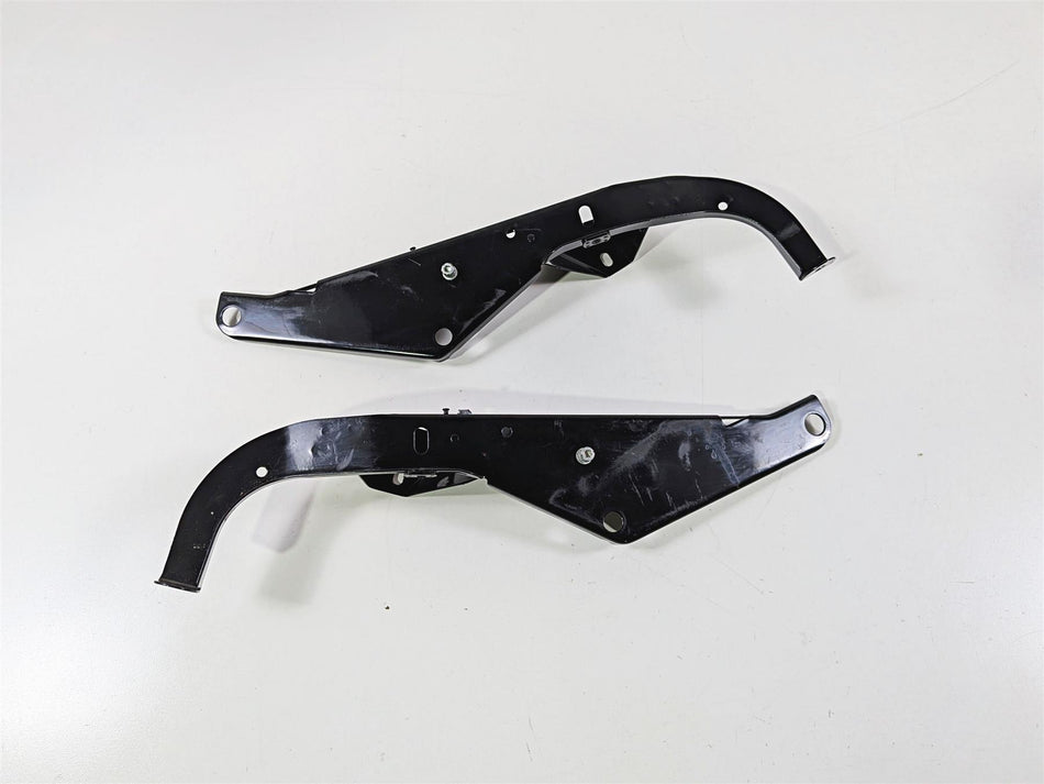 2006 Harley Touring FLHTCU SE CVO Electra Glide Front Fairing Mounts 58478-96A-Mototech271
