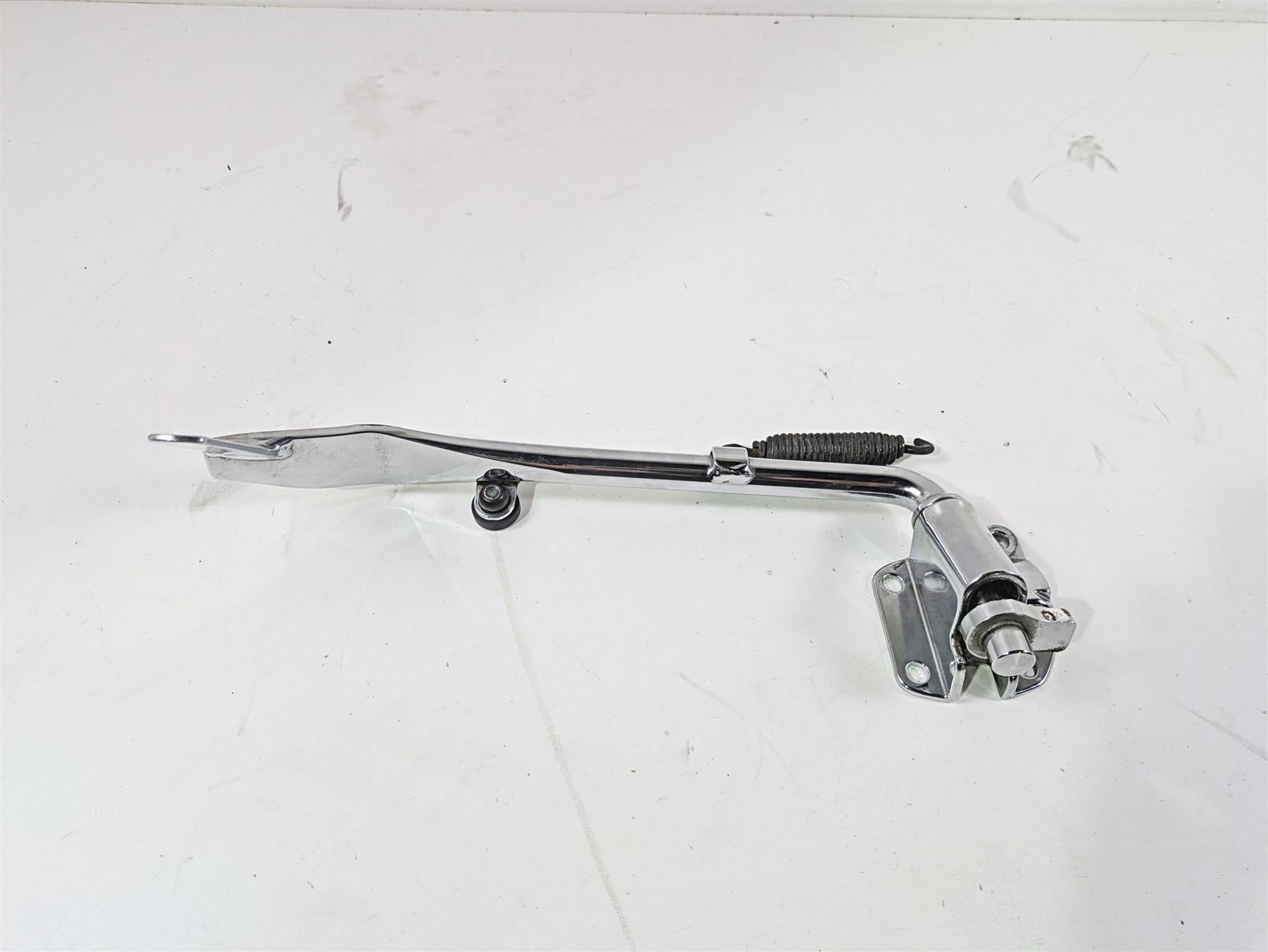 2007 Harley Touring FLHRSE CVO Road King Side Kick Jiffy Stand 50075-07A