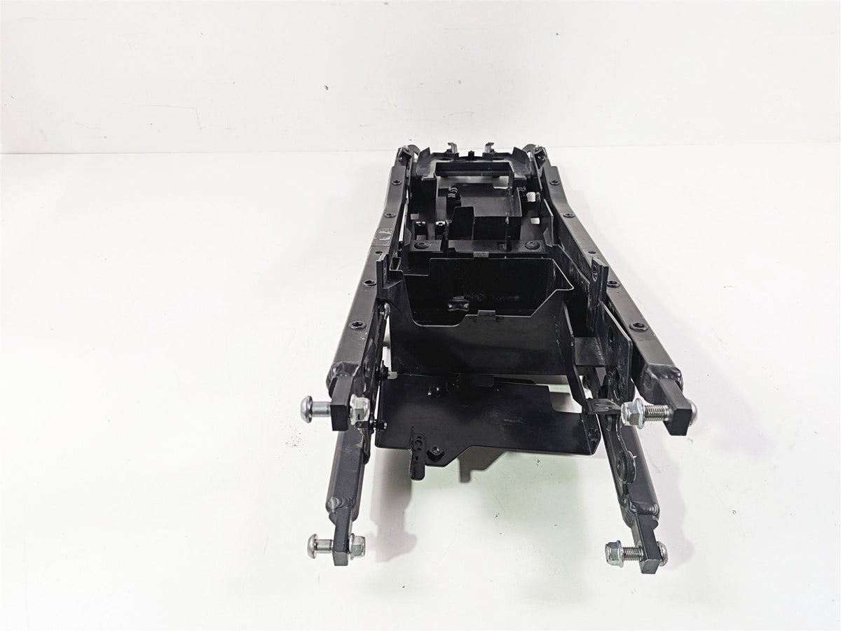 2009 Yamaha FZ1 FZS10 Fazer Straight Subframe & Inner Fender 2D1-21190-01-P0 {{ shop.shopifyCountryName }} - Mototech271