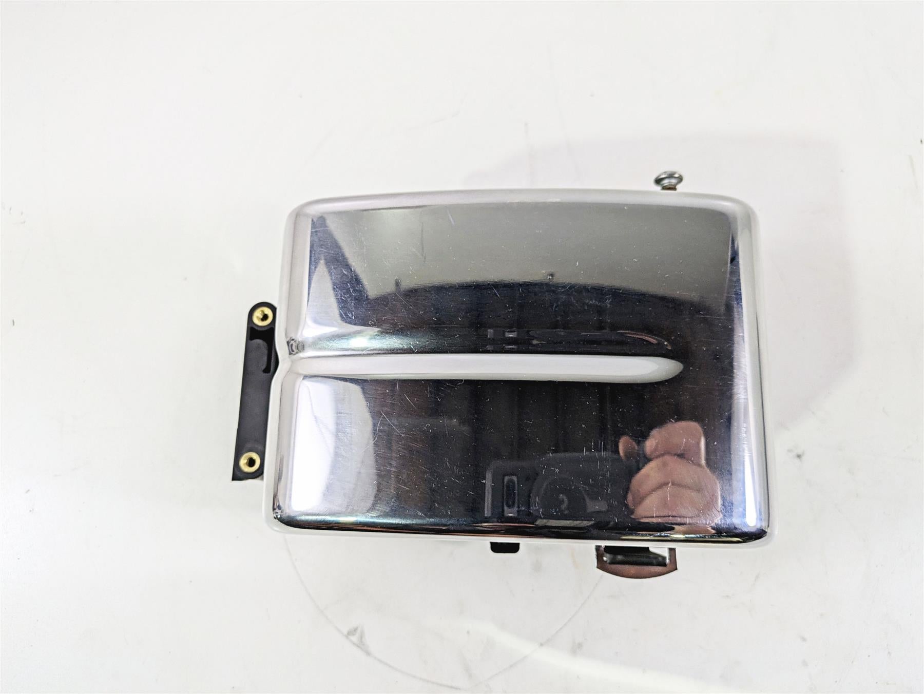 2016 Harley FXDL Dyna Low Rider Electric Holder Tray Stay & Cover 70367-12 {{ shop.shopifyCountryName }} - Mototech271