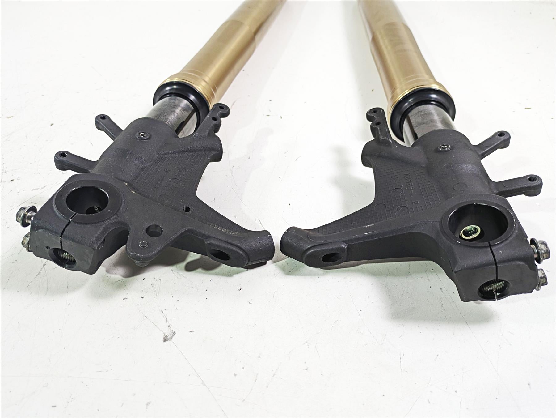 2018 Suzuki GSX1300 R Hayabusa Straight Lowered Drag Front Fork Set 51104-24F70 {{ shop.shopifyCountryName }} - Mototech271