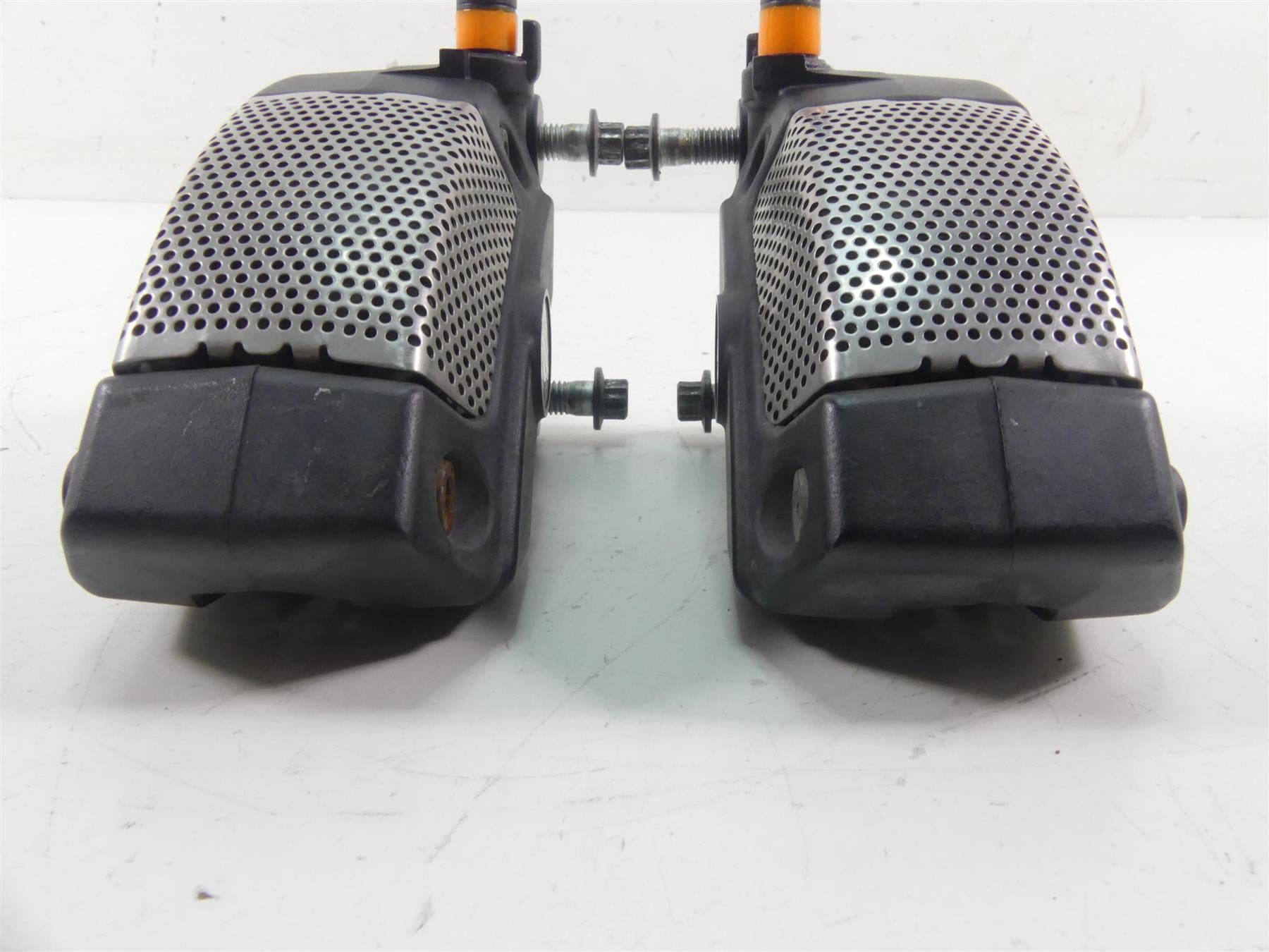 2013 Harley Touring FLHTK Electra Glide Front Brake Calipers 43027-08 44023-08 {{ shop.shopifyCountryName }} - Mototech271