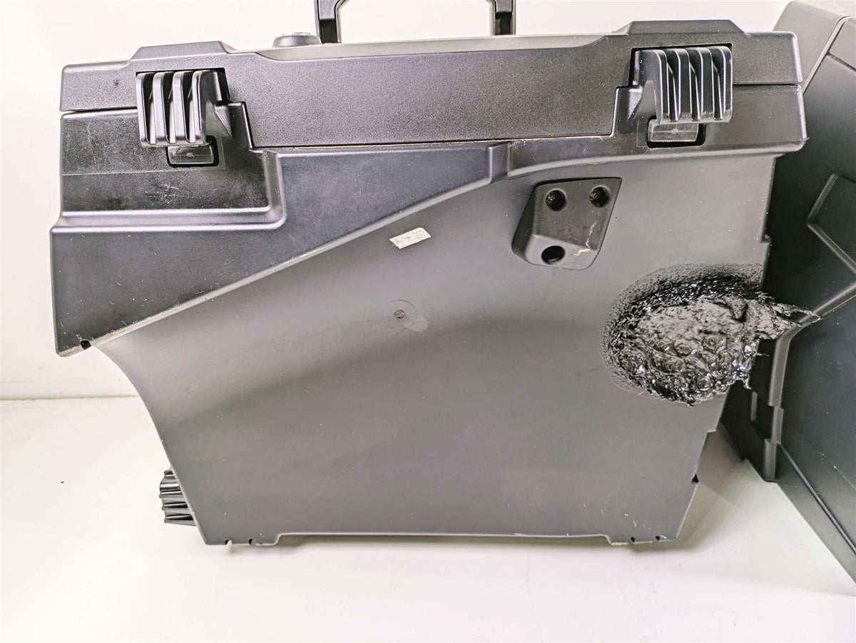 2013 Triumph Tiger 1215 Explorer Saddle Bag Pannier Saddlebag Set T9500758 {{ shop.shopifyCountryName }} - Mototech271
