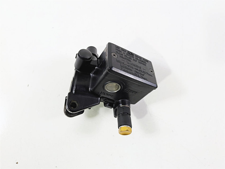 2002 Yamaha FZ1 FZS10 Fazer Front Brake Master Cylinder DM-W2587-00-00-Mototech271