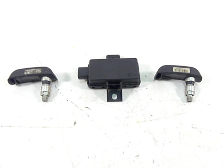 2016 BMW R1200GS Adv K51 Rdc Tire Pressure Module & Tire Sensors 65758546222 {{ shop.shopifyCountryName }} - Mototech271