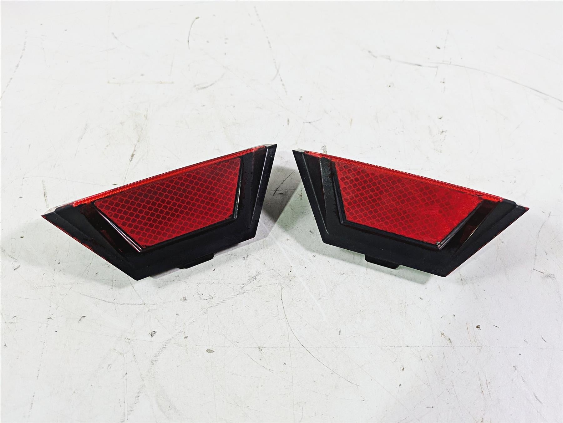 2020 Polaris General 1000 EPS Taillight Tail Stop Brake Light Lamp Set 2411866 {{ shop.shopifyCountryName }} - Mototech271