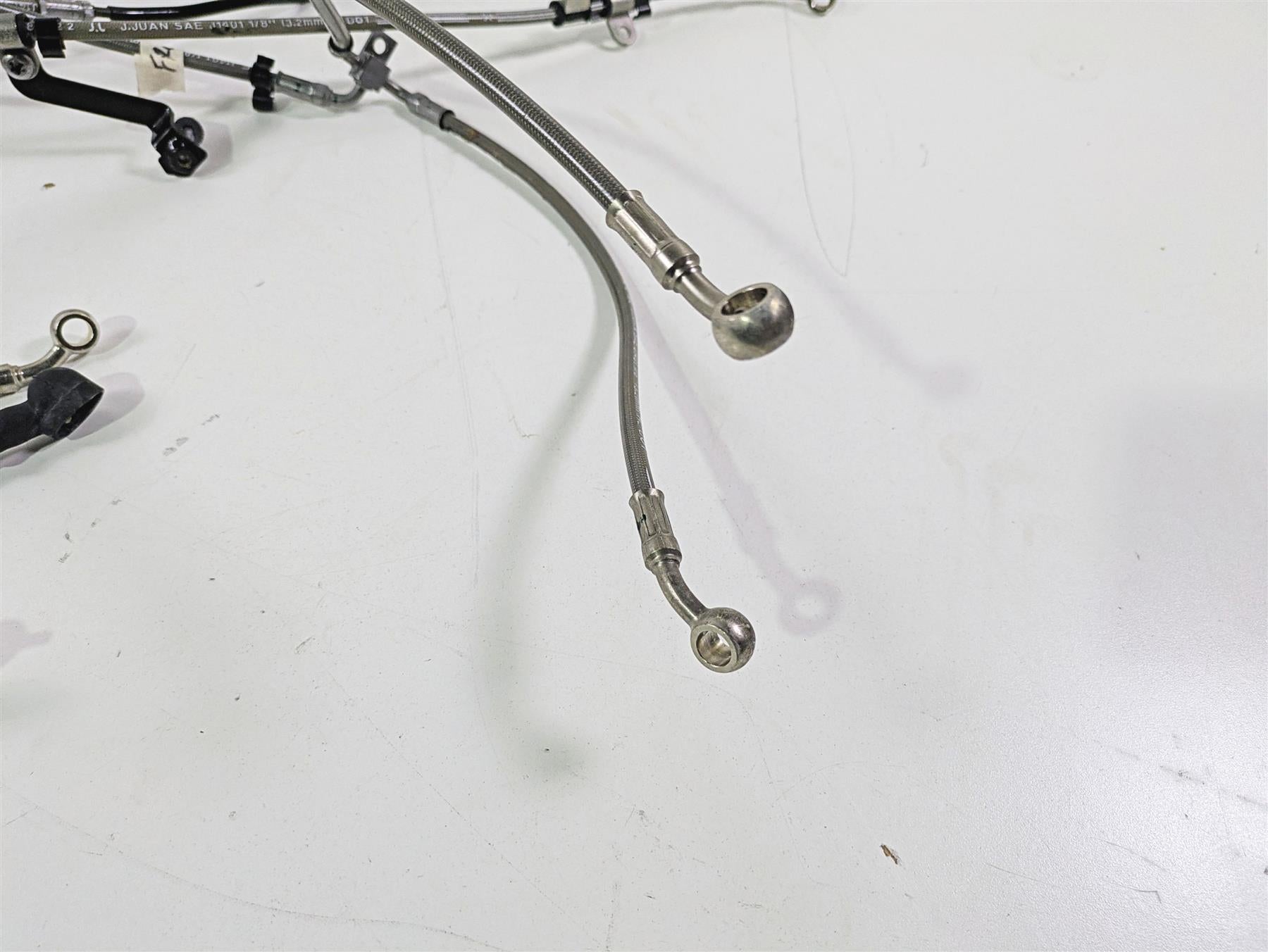 2024 Triumph Street Triple 765 R Front Rear Abs Brake Line Set T2024208 T2028157 {{ shop.shopifyCountryName }} - Mototech271