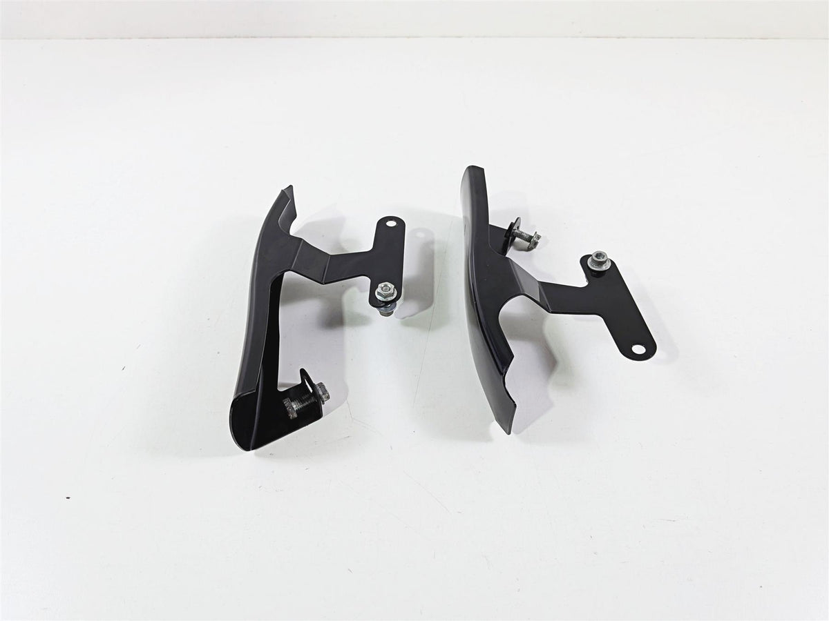 2011 Harley Touring FLHTCU CVO Electra Glide Saddlebag Fender Trim 90200379DFP-Mototech271